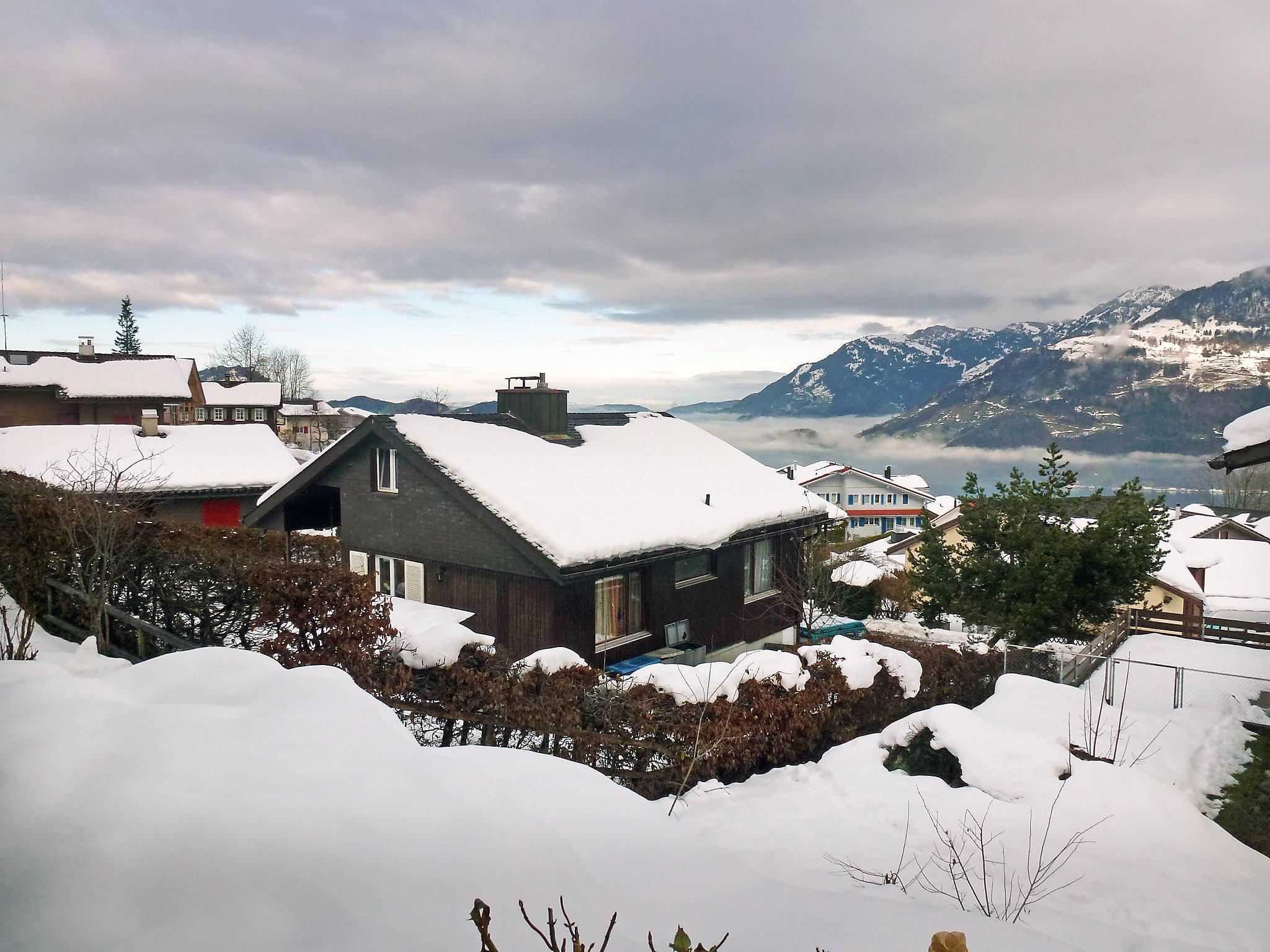 Photo 27 - Appartement de 1 chambre à Emmetten avec vues sur la montagne