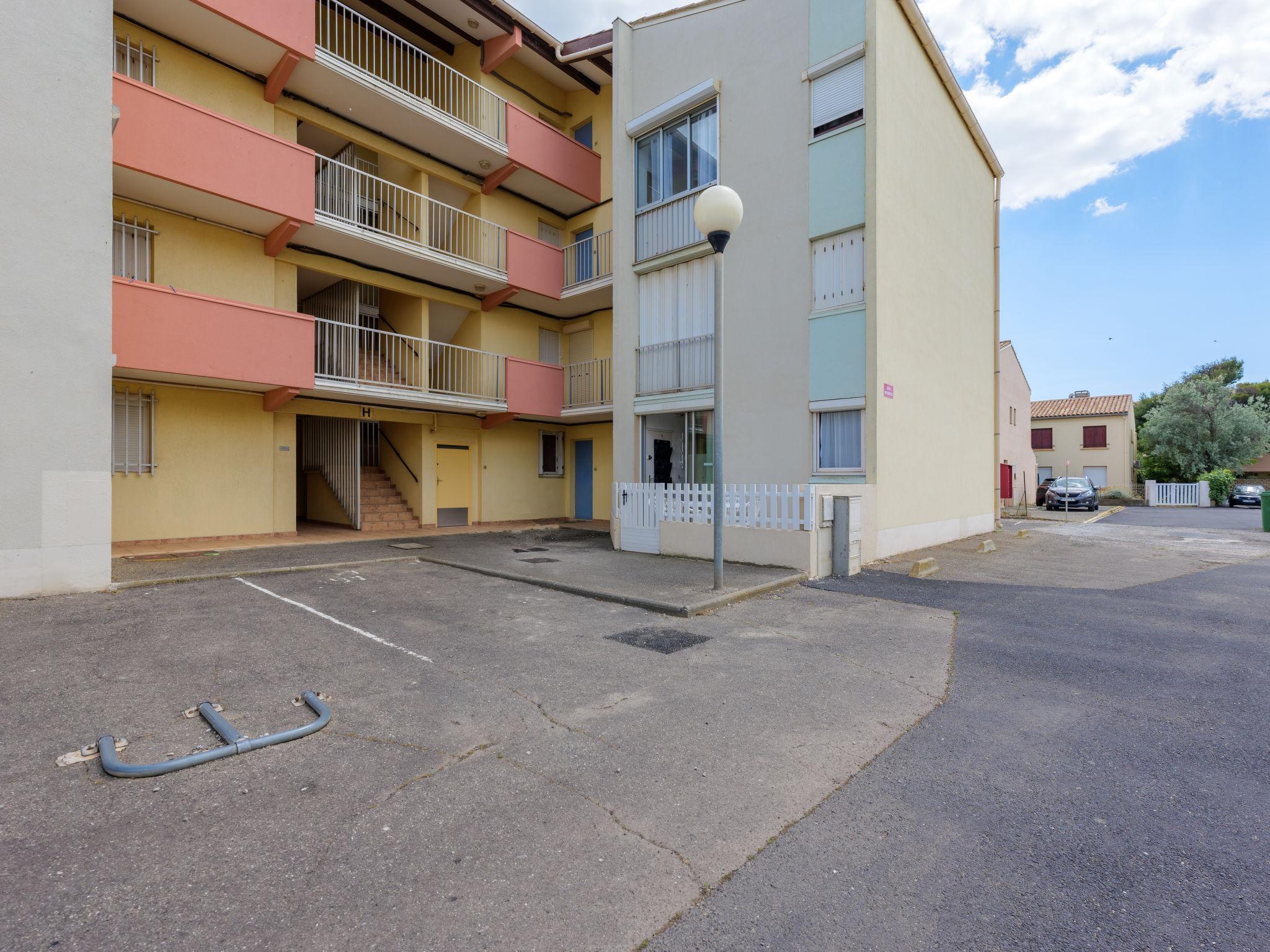 Foto 16 - Apartamento de 2 habitaciones en Narbonne con vistas al mar