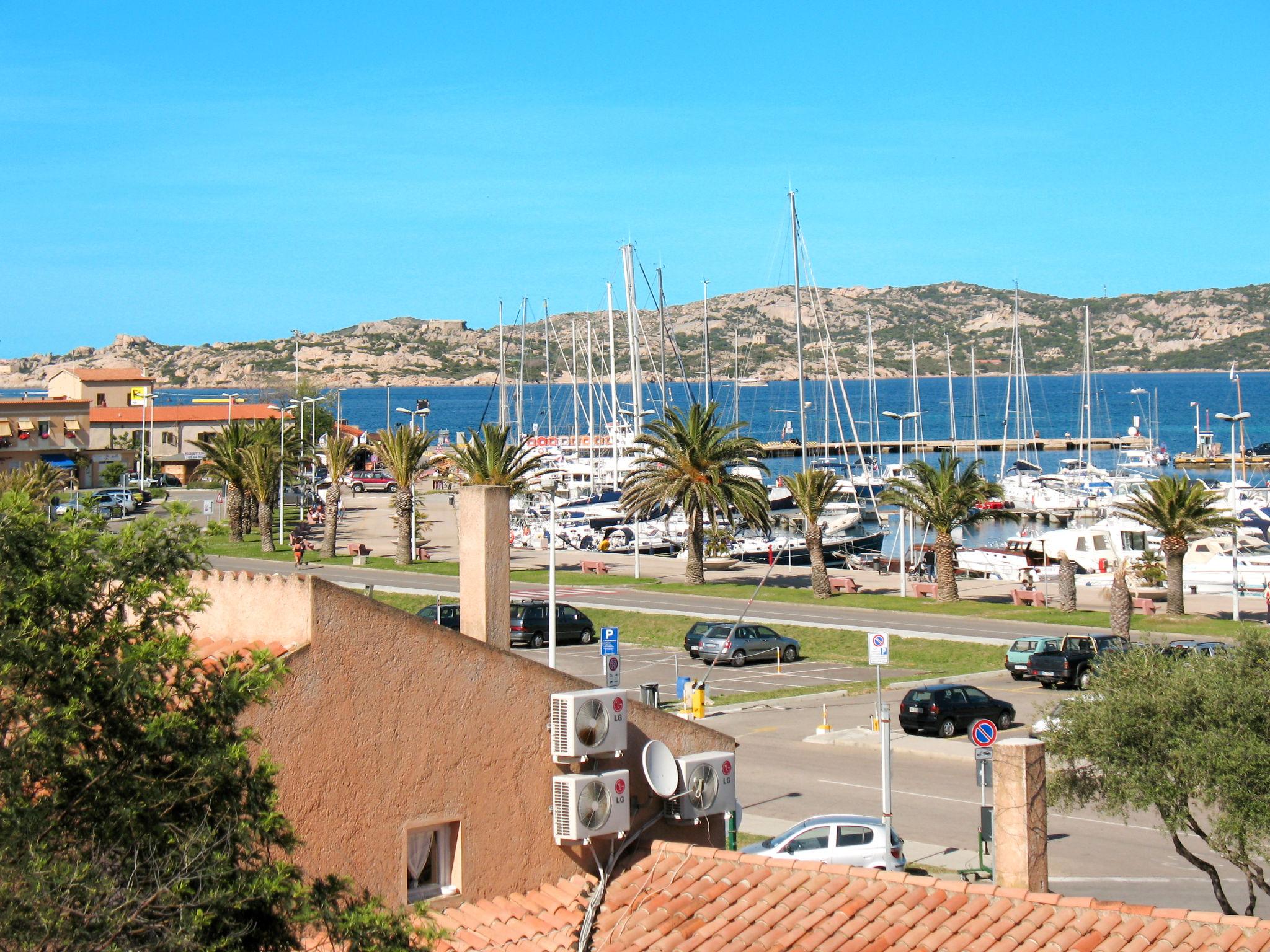 Foto 18 - Appartamento con 2 camere da letto a Palau con terrazza e vista mare