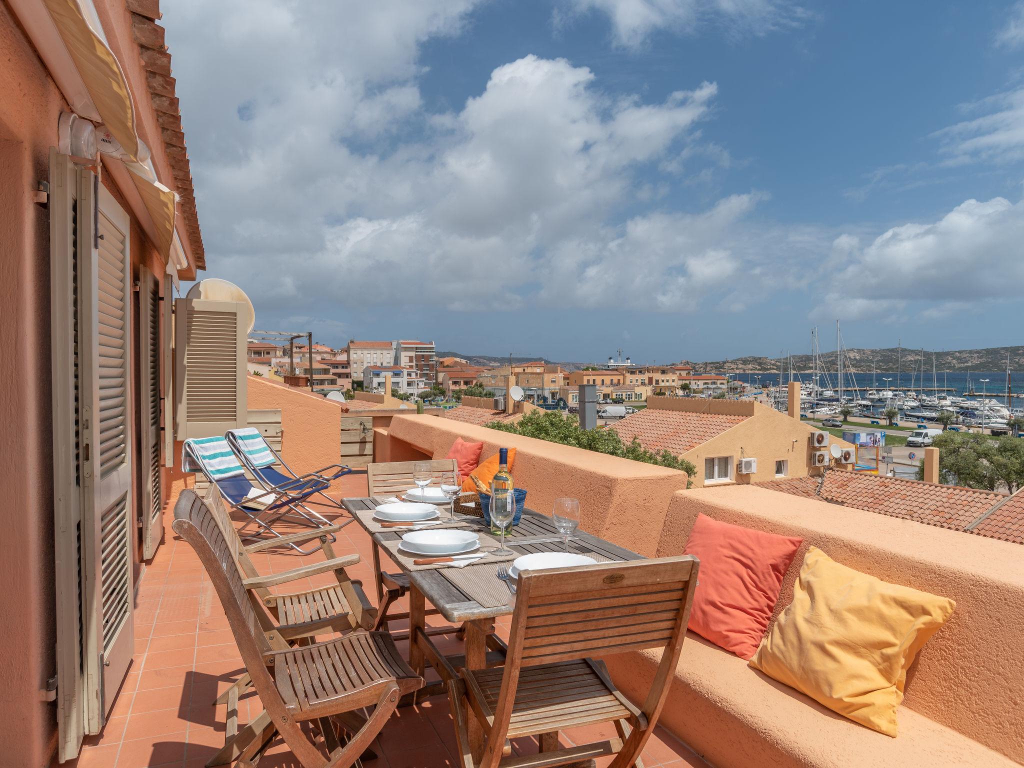 Photo 1 - Appartement de 2 chambres à Palau avec terrasse