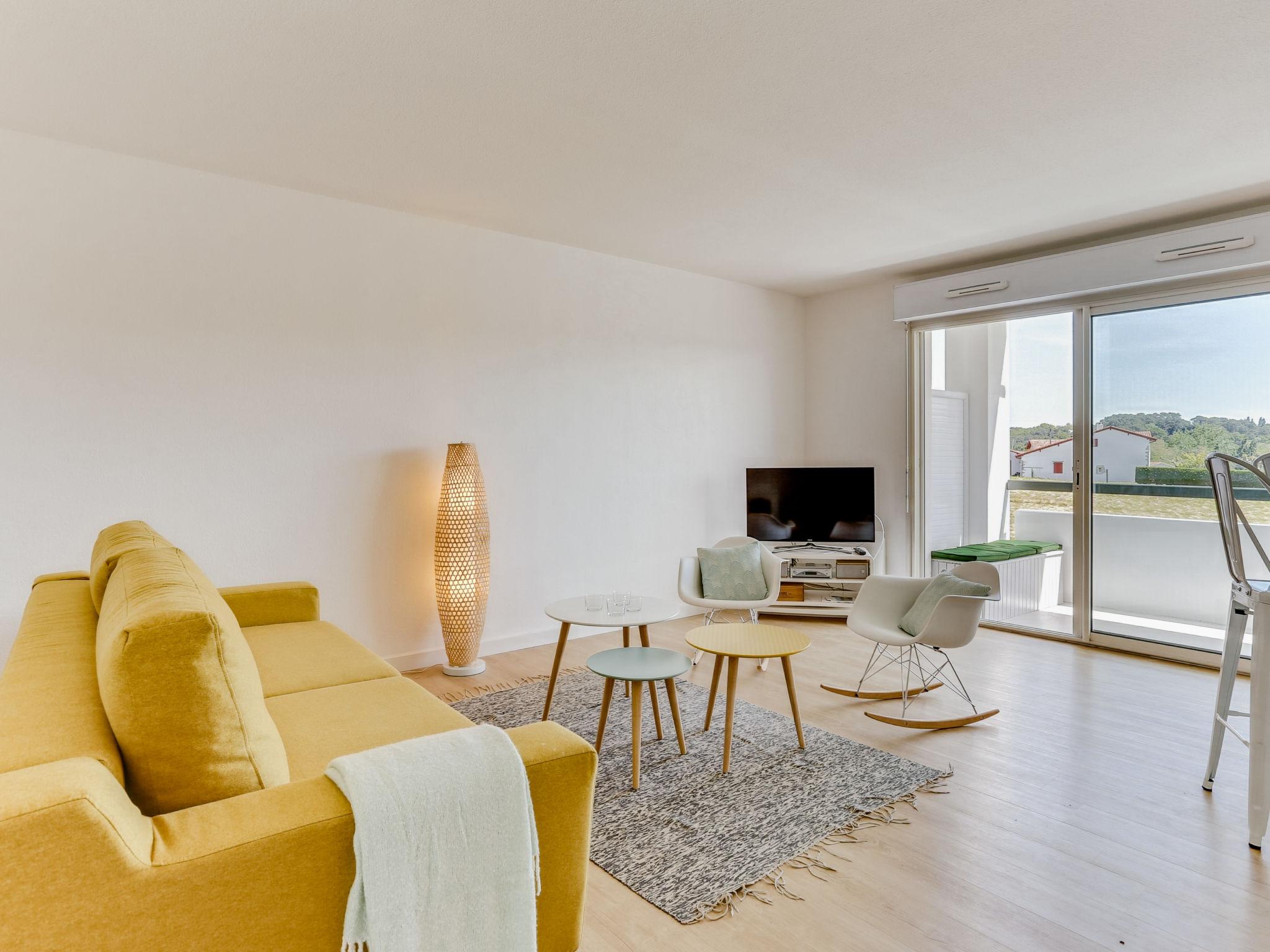 Foto 1 - Apartamento de 1 habitación en Bidart con piscina y vistas al mar