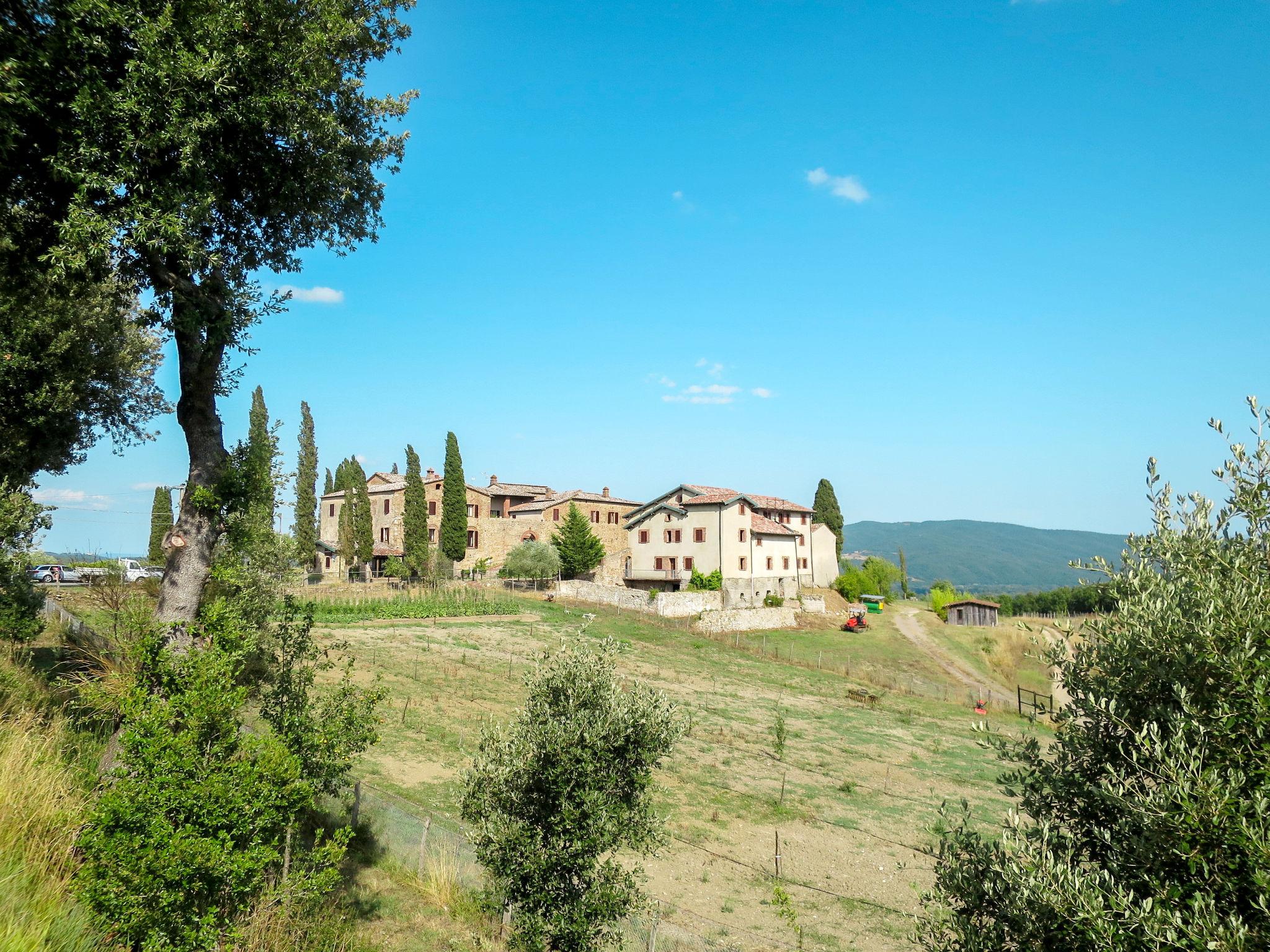 Photo 23 - Maison de 1 chambre à Monticiano avec piscine et jardin