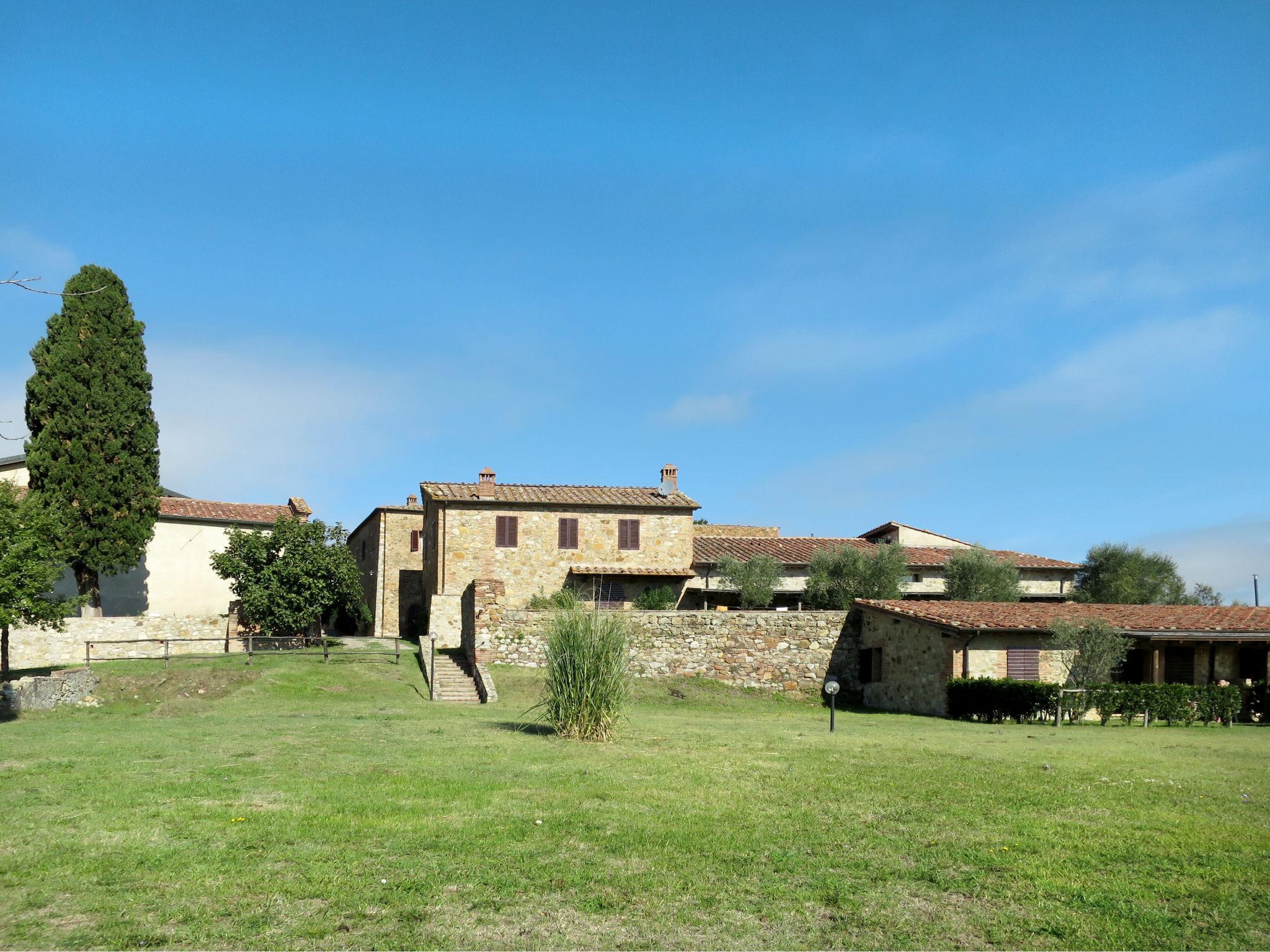 Photo 22 - Maison de 1 chambre à Monticiano avec piscine et jardin