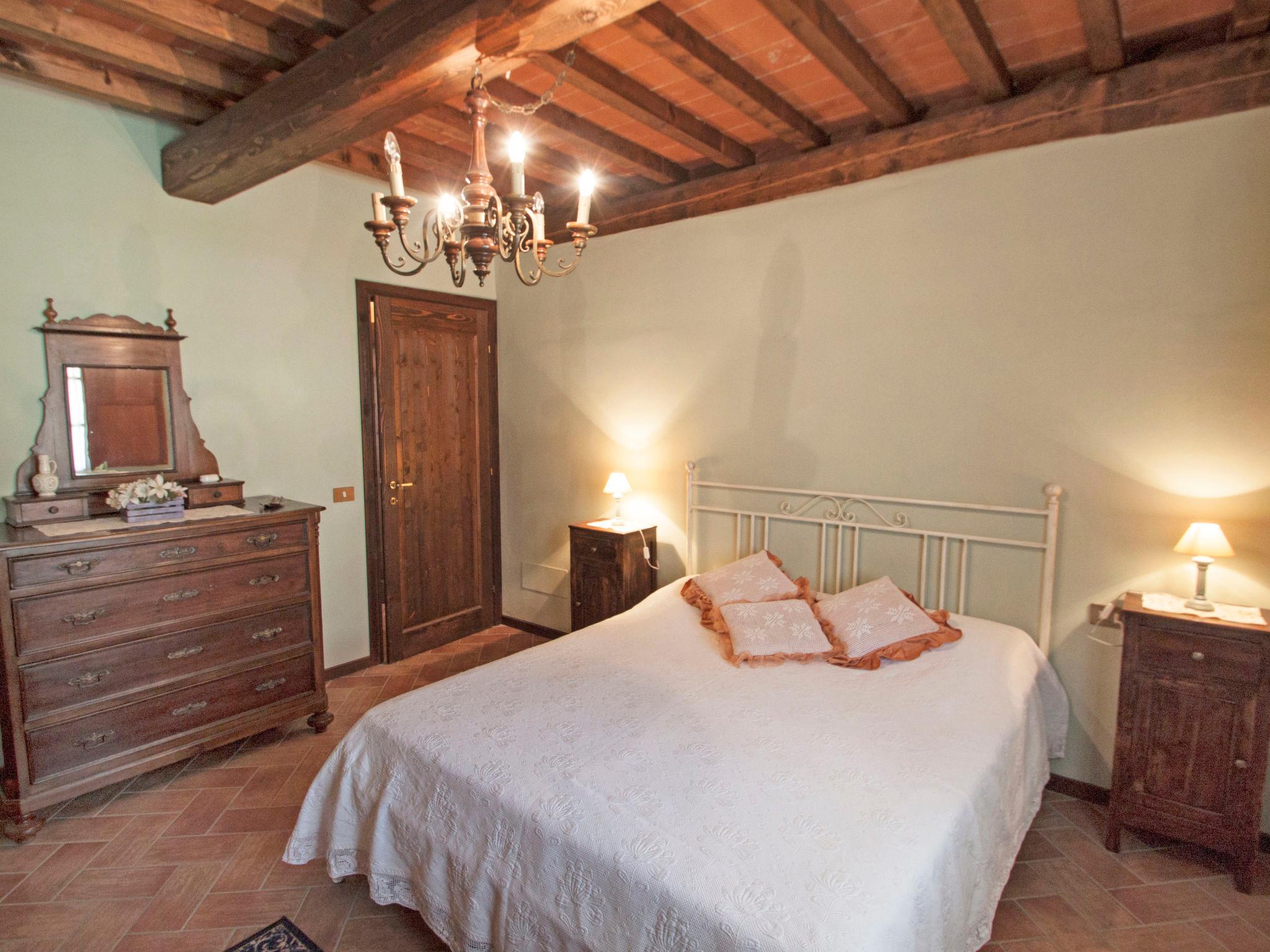 Photo 11 - Appartement de 1 chambre à Gambassi Terme avec piscine