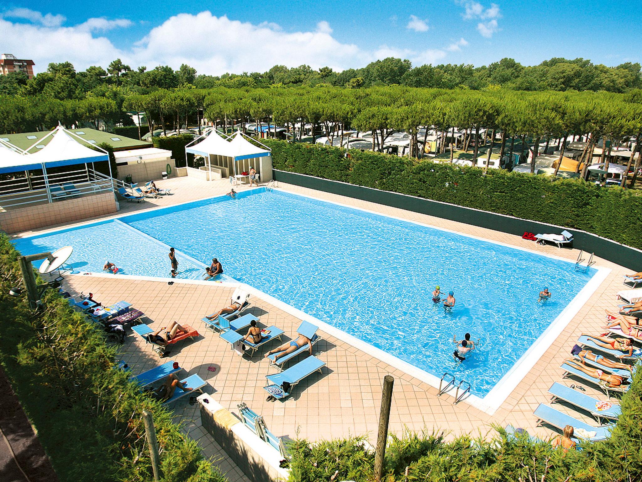 Foto 1 - Casa de 2 quartos em Comacchio com piscina e jardim