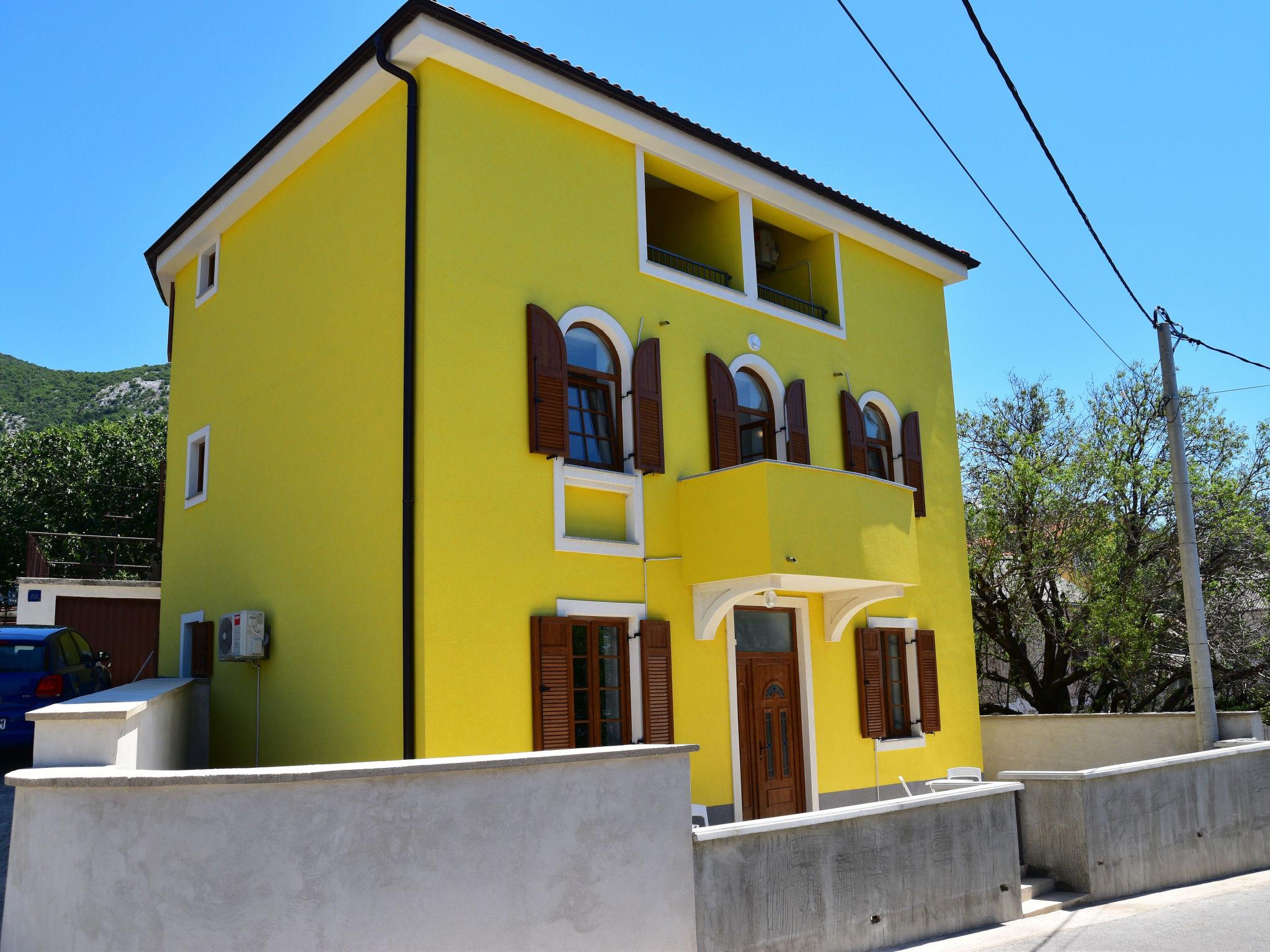 Foto 9 - Apartment mit 1 Schlafzimmer in Senj mit terrasse und blick aufs meer