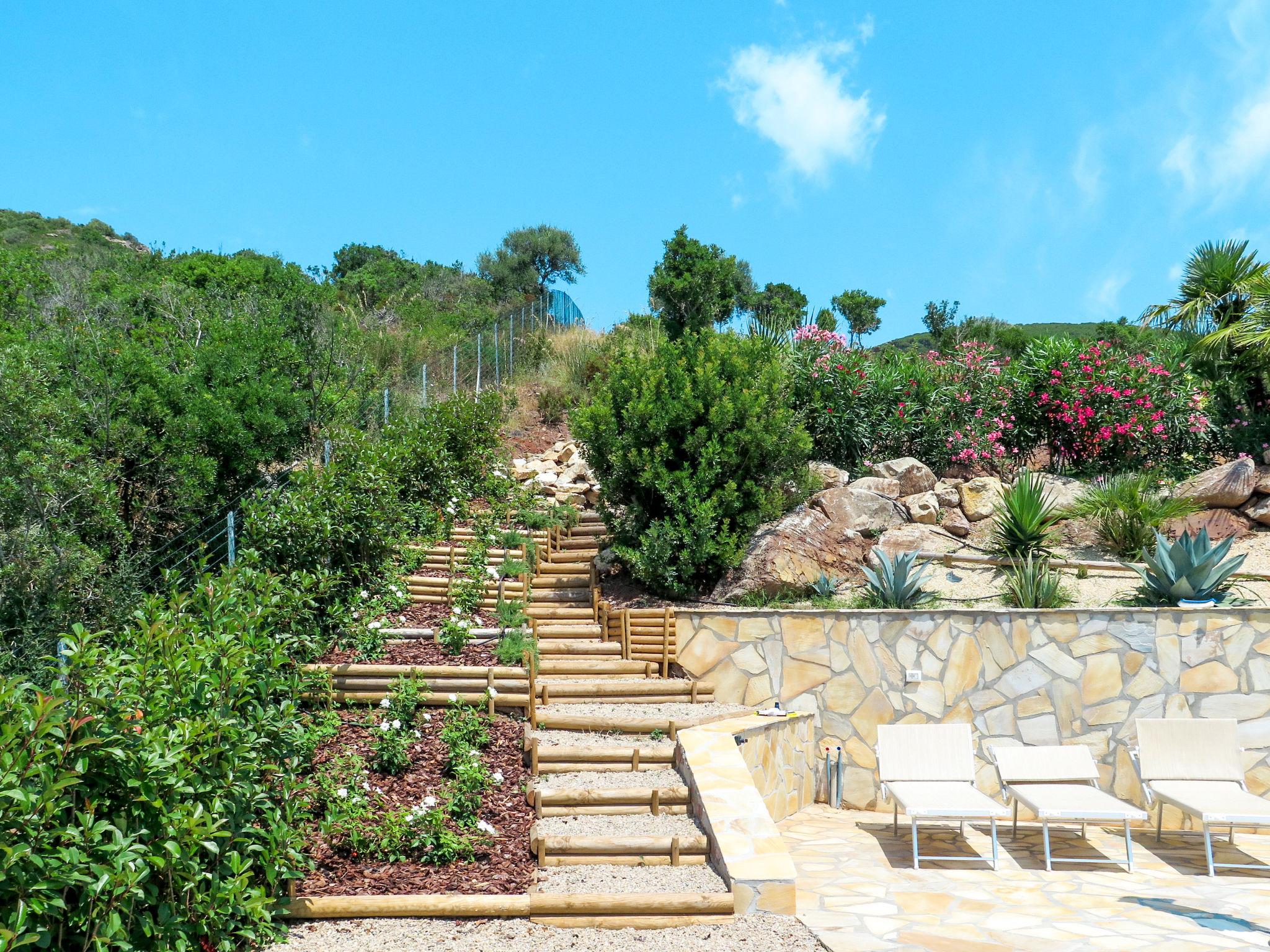 Photo 14 - Appartement en Capoliveri avec piscine et jardin