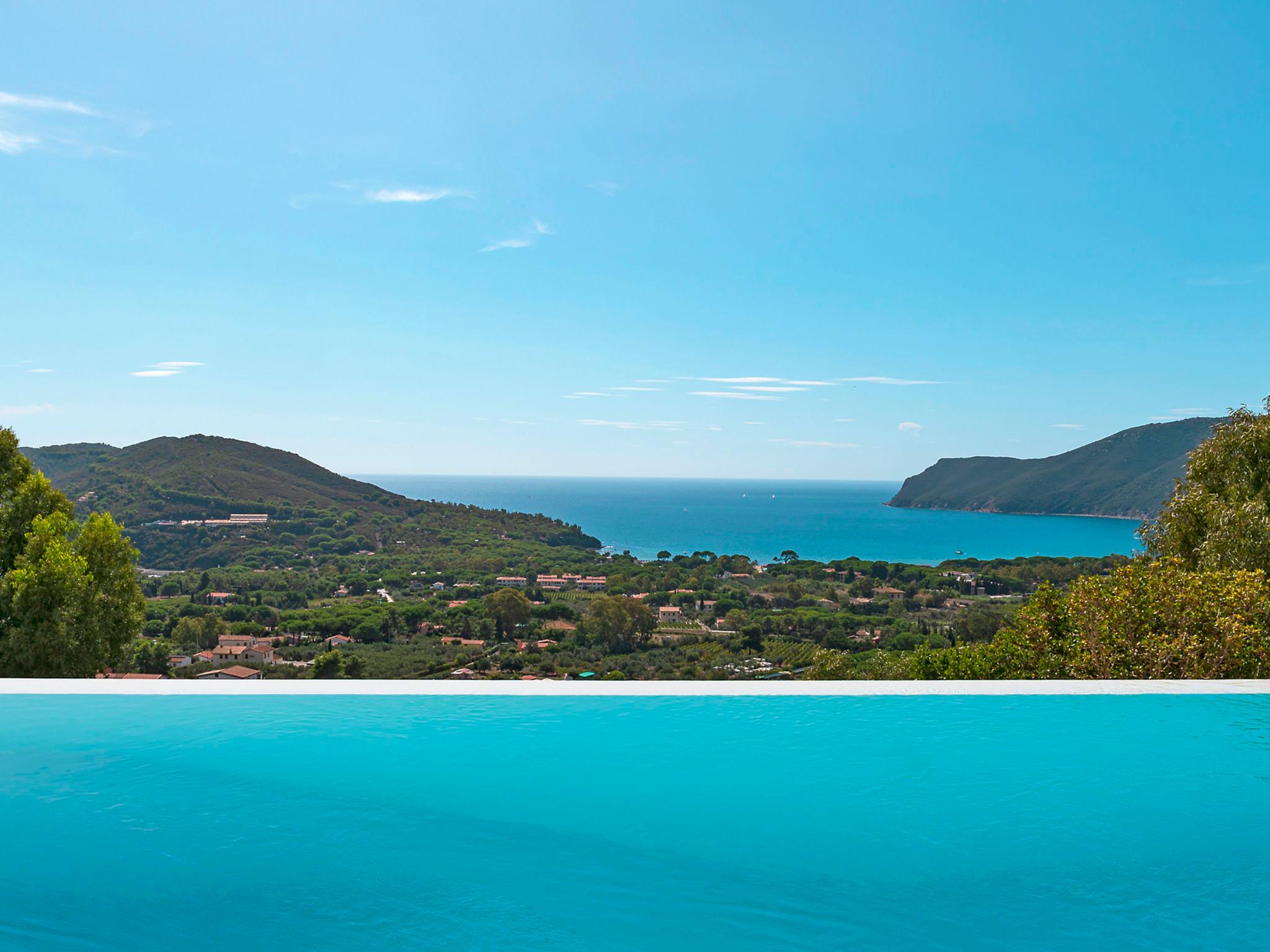 Foto 6 - Casa con 2 camere da letto a Capoliveri con piscina e vista mare