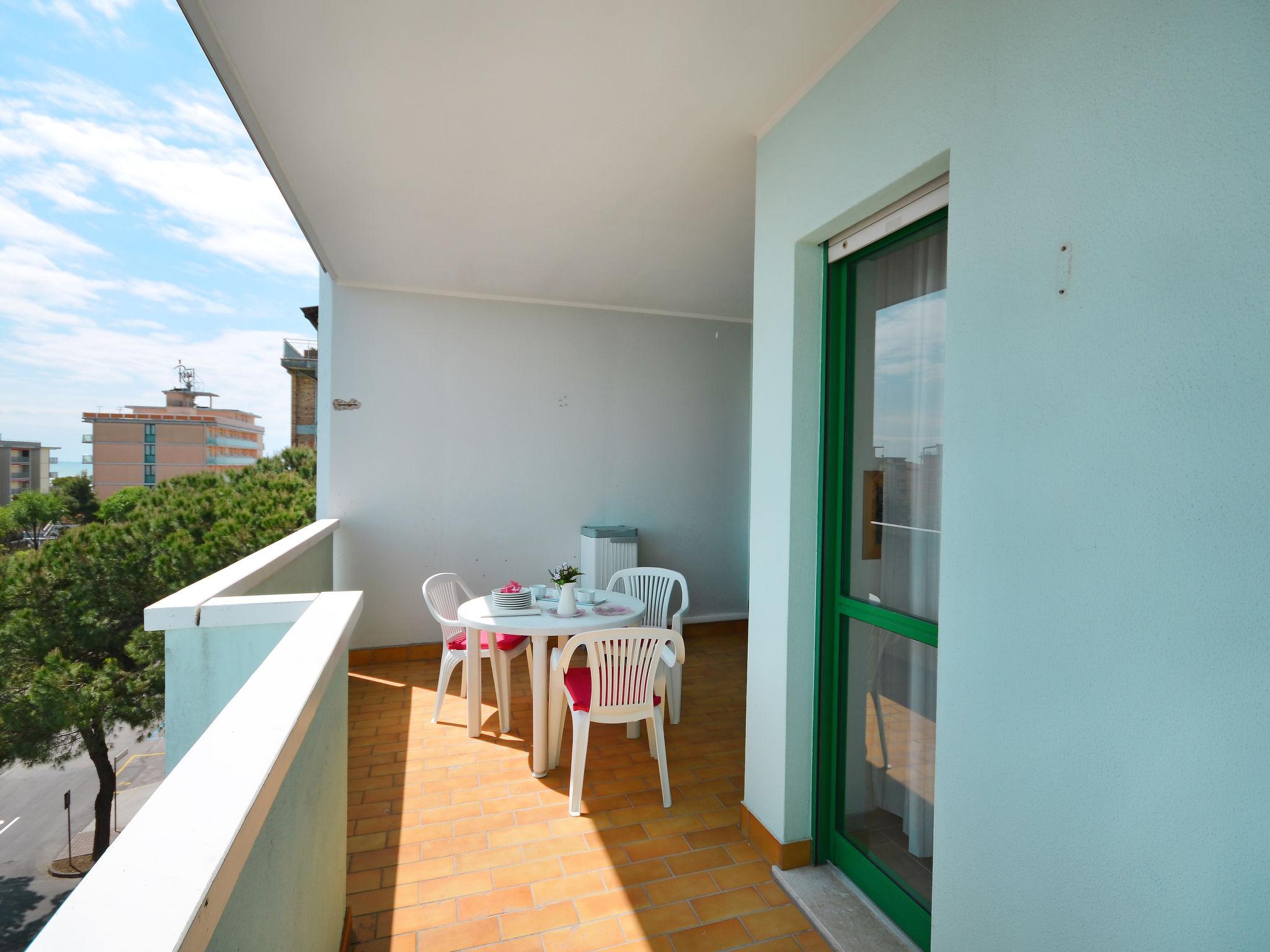 Photo 15 - 1 bedroom Apartment in San Michele al Tagliamento with swimming pool