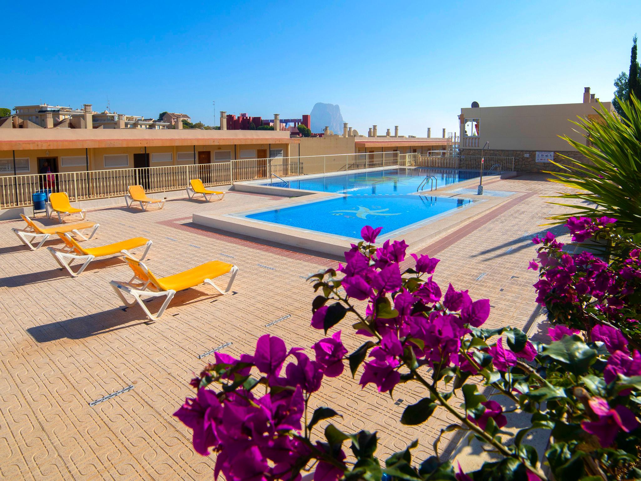 Foto 3 - Apartamento de 2 habitaciones en Calpe con piscina y vistas al mar