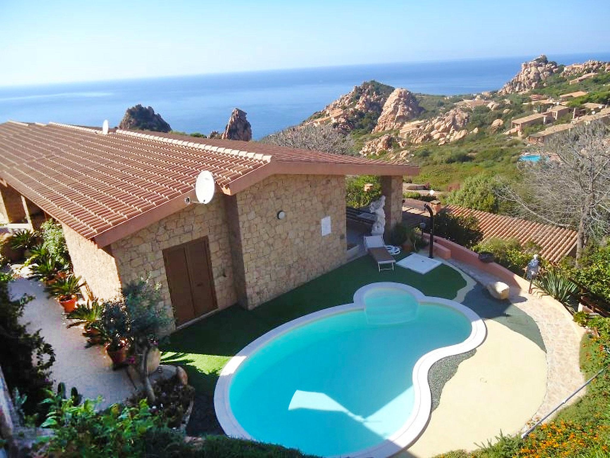 Foto 2 - Haus mit 3 Schlafzimmern in Trinità d'Agultu e Vignola mit privater pool und blick aufs meer