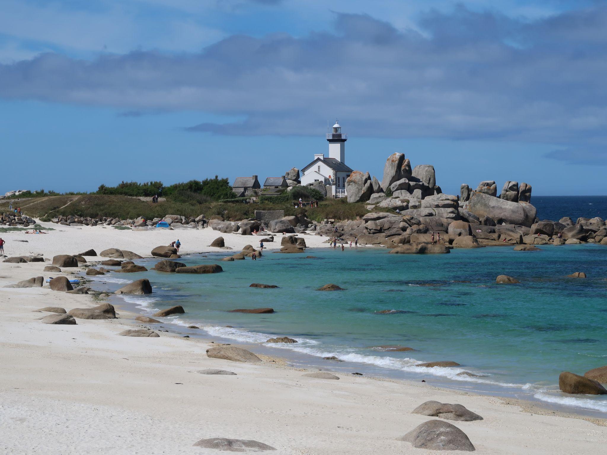 Photo 46 - 3 bedroom House in Plounéour-Brignogan-plages with garden and sea view