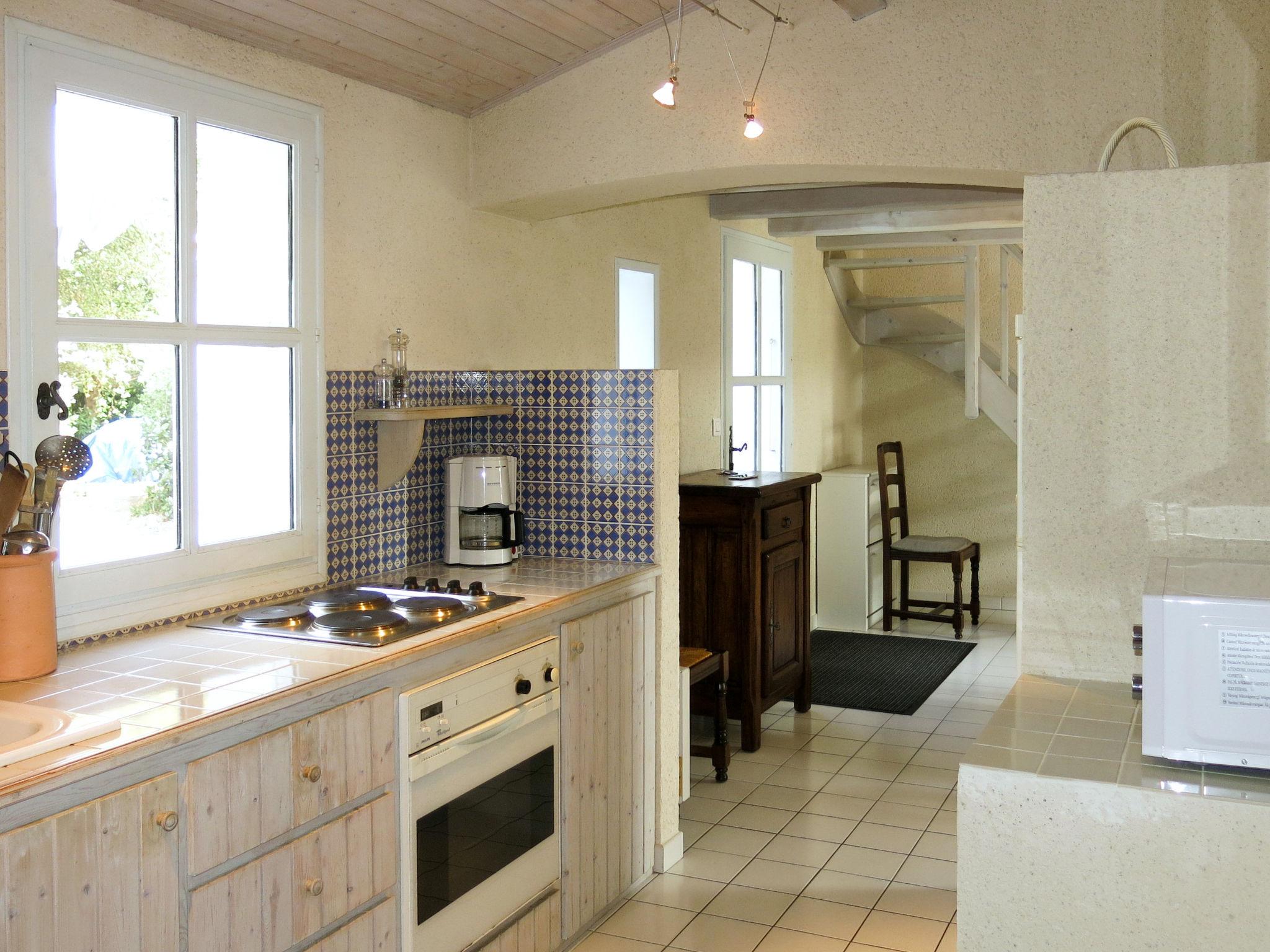 Photo 5 - 4 bedroom House in La Tranche-sur-Mer with garden and terrace