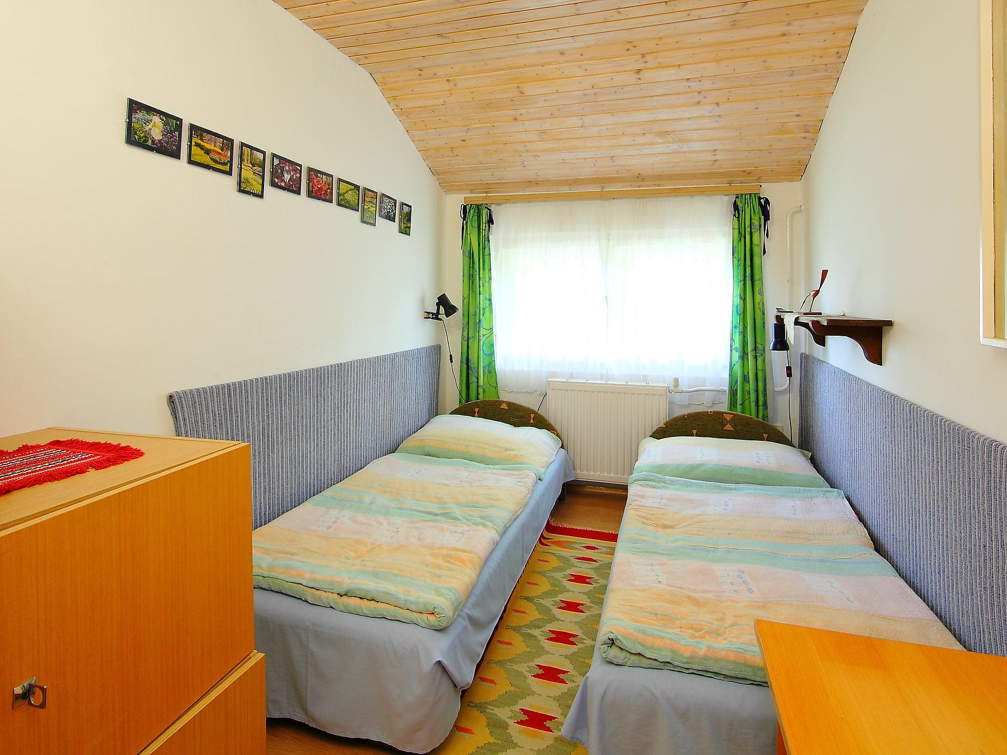 Photo 12 - 5 bedroom House in Balatonboglár with terrace and mountain view