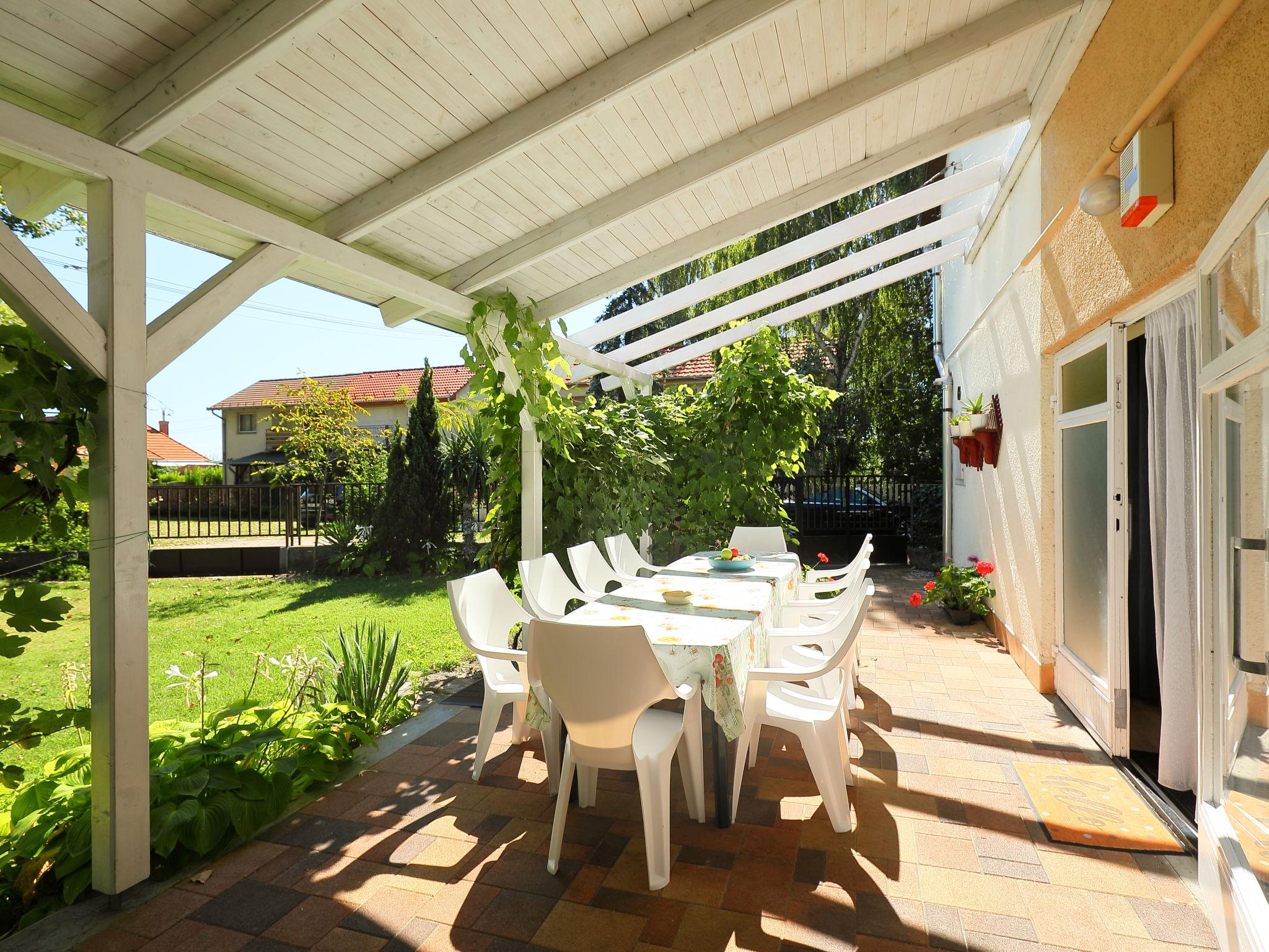 Foto 20 - Casa de 5 quartos em Balatonboglár com terraço e vista para a montanha