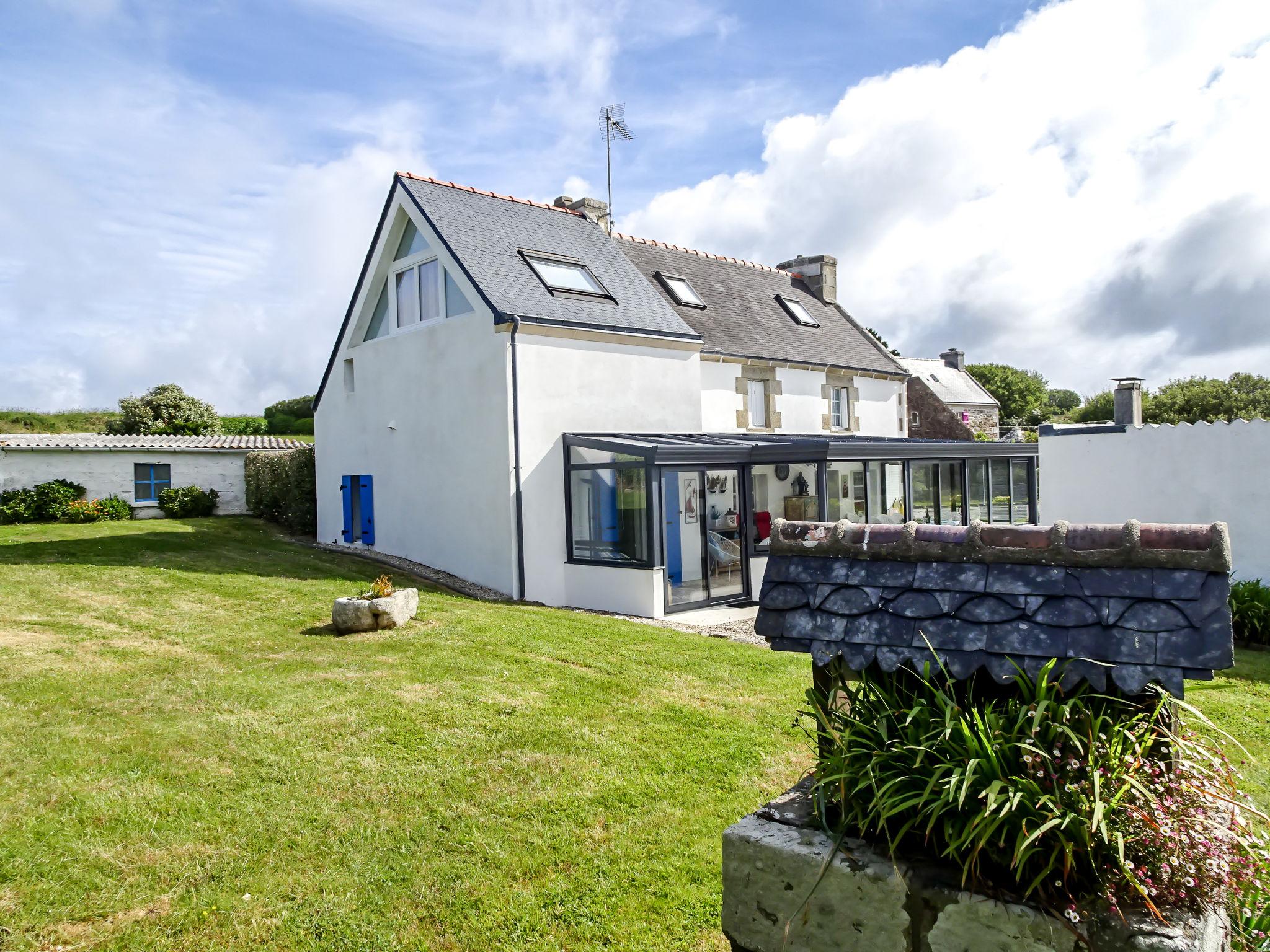 Photo 38 - Maison de 3 chambres à Cléden-Cap-Sizun avec jardin et terrasse