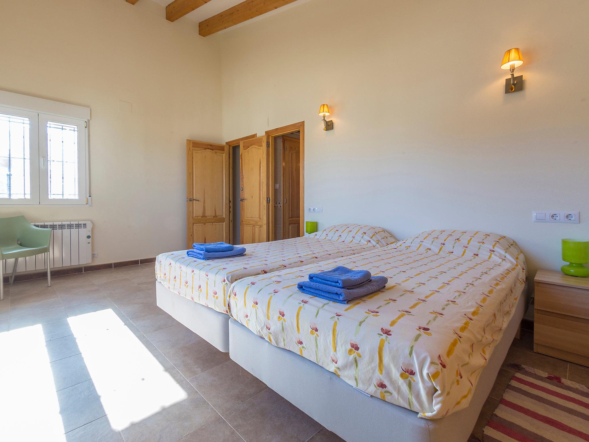 Foto 15 - Casa con 4 camere da letto a El Ràfol d'Almúnia con piscina privata e vista mare