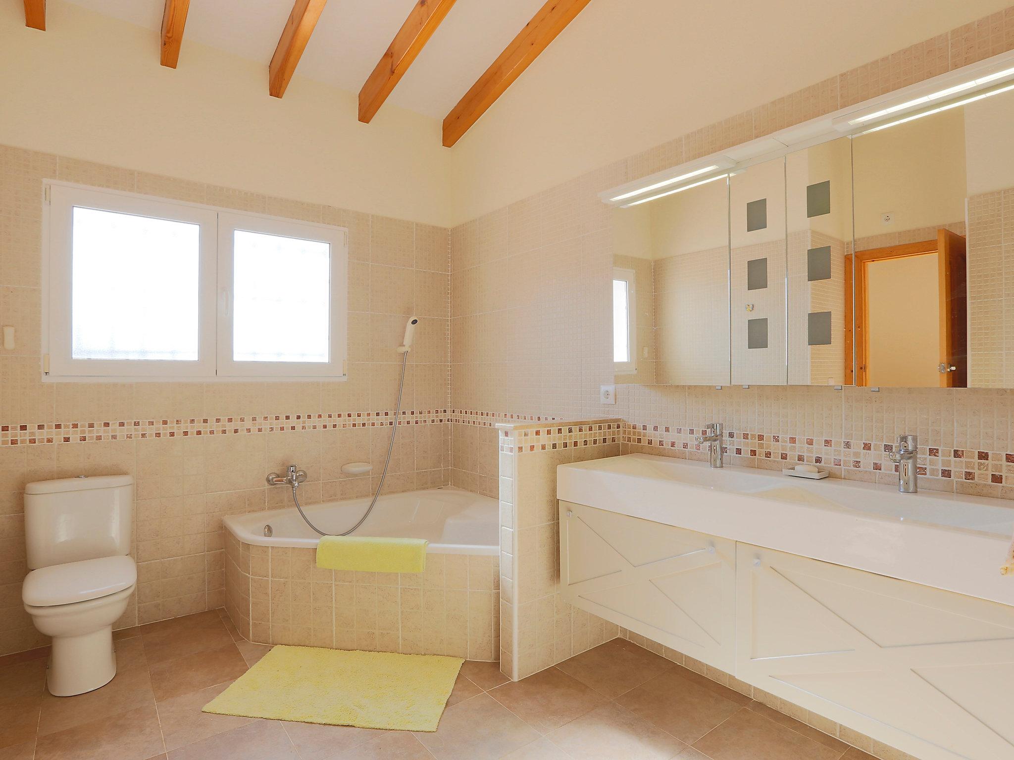 Foto 11 - Casa con 4 camere da letto a El Ràfol d'Almúnia con piscina privata e vista mare