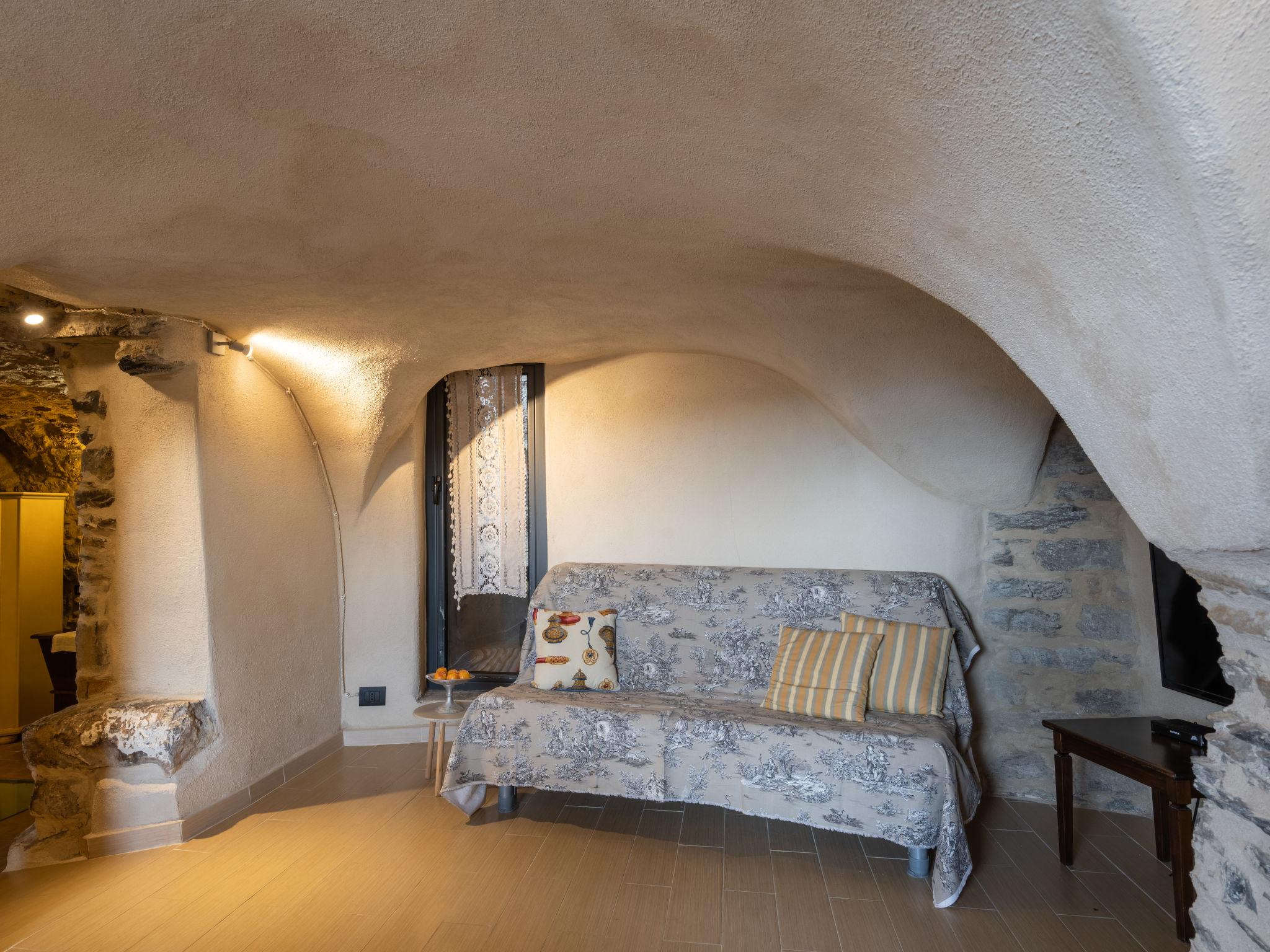 Foto 15 - Apartment mit 1 Schlafzimmer in Prelà
