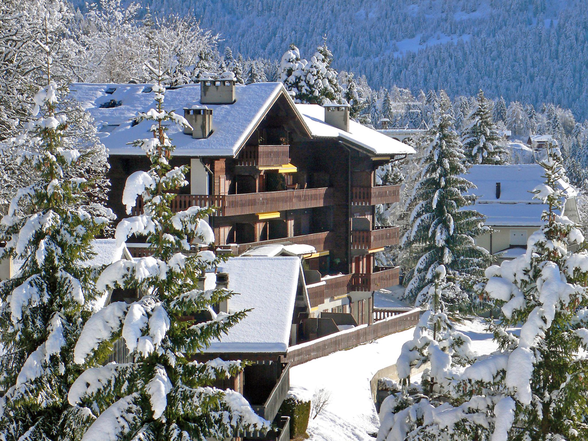 Photo 2 - Appartement de 2 chambres à Ollon avec piscine et vues sur la montagne