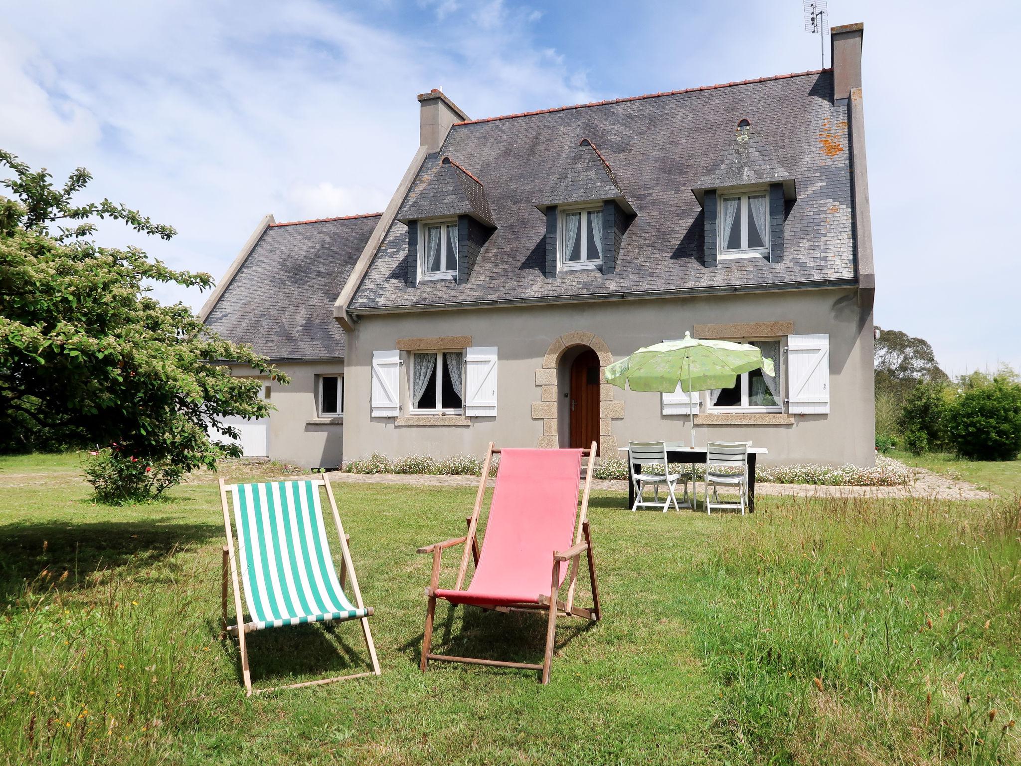 Photo 1 - Maison de 5 chambres à Plomeur avec jardin et terrasse