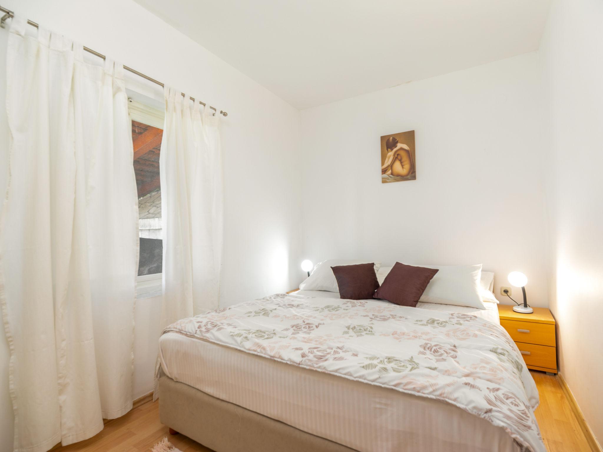 Foto 21 - Casa con 5 camere da letto a Vela Luka con terrazza e vista mare