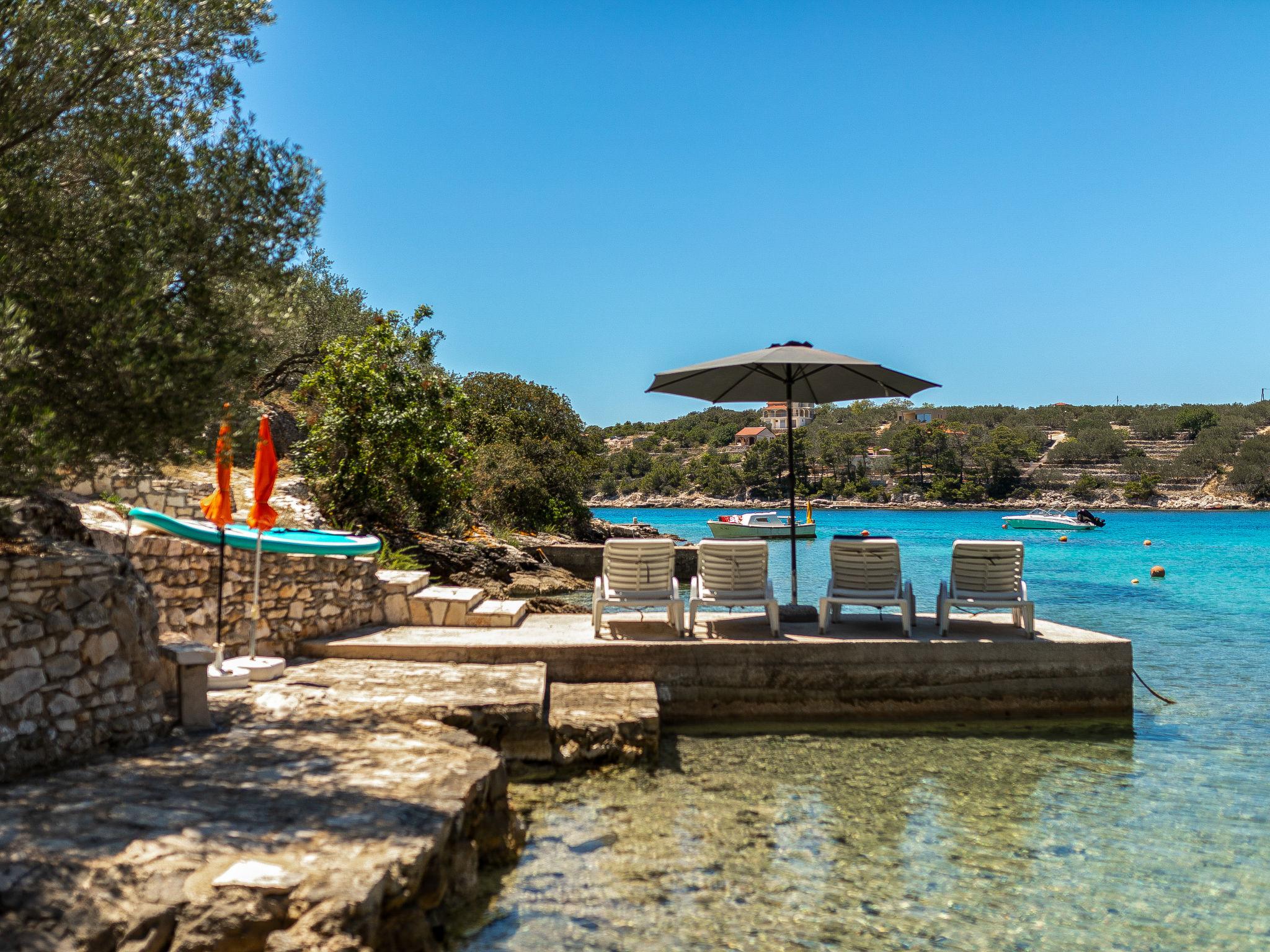 Foto 4 - Casa de 5 quartos em Vela Luka com terraço e vistas do mar