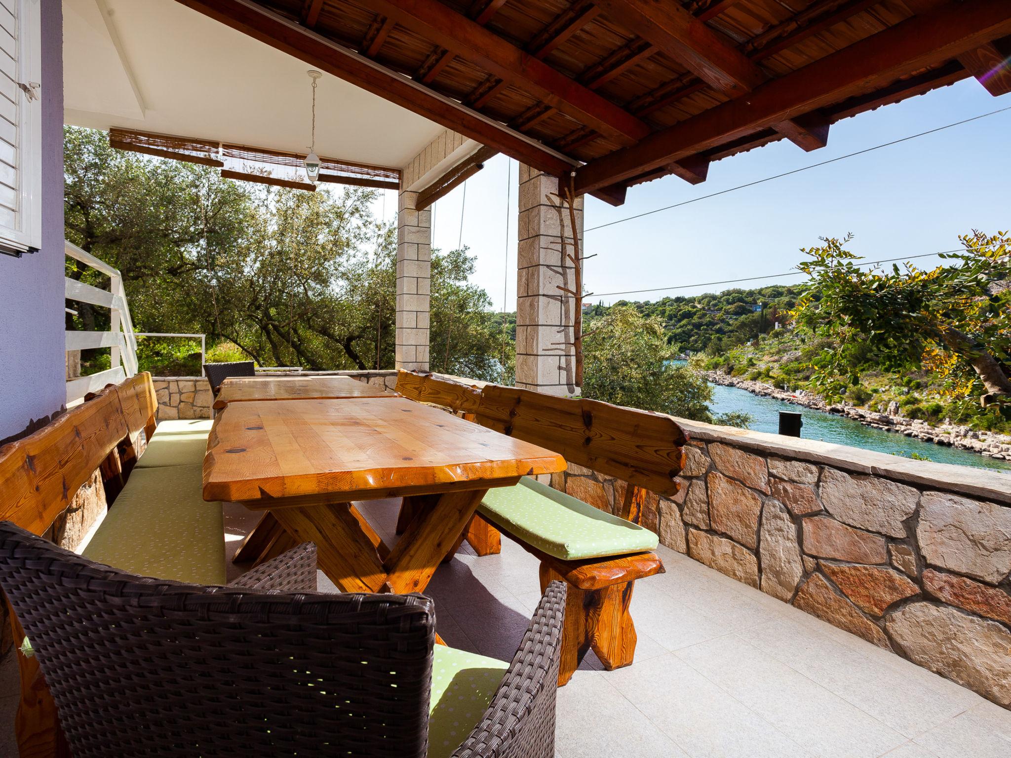 Photo 28 - Maison de 5 chambres à Vela Luka avec terrasse et vues à la mer