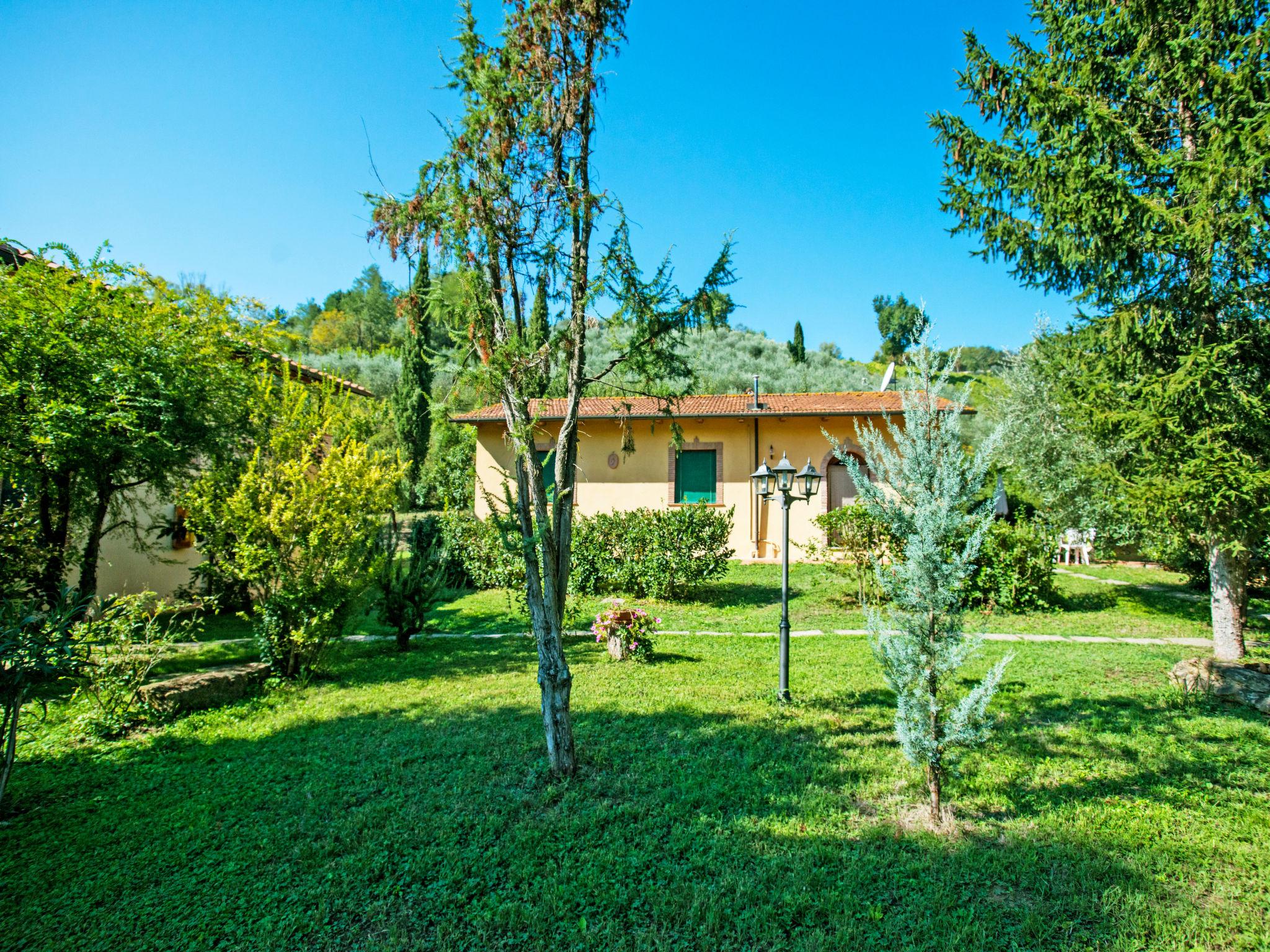 Foto 1 - Casa de 2 habitaciones en Montaione con piscina y jardín