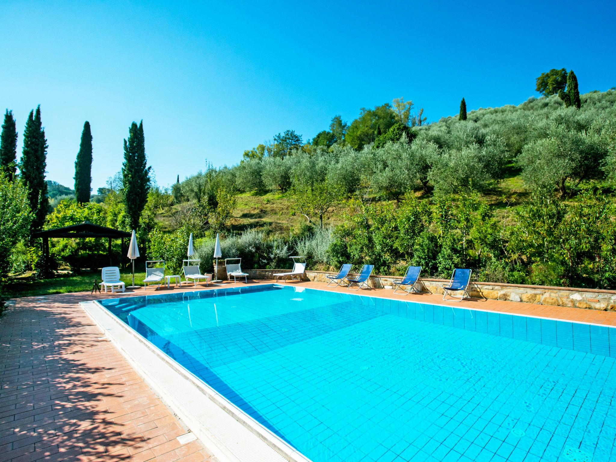 Foto 2 - Apartamento de 1 habitación en Montaione con piscina y jardín