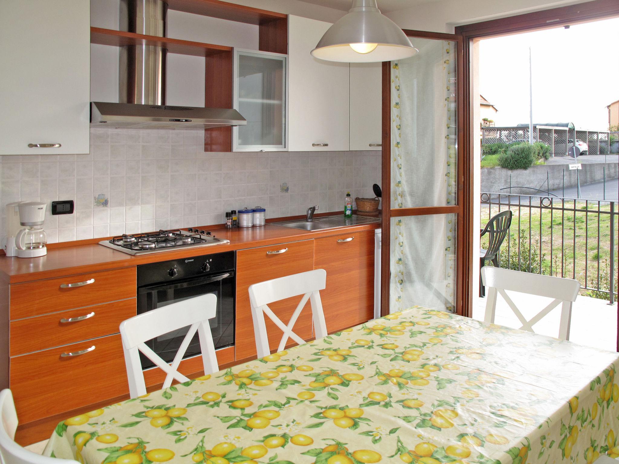 Foto 4 - Apartamento de 3 quartos em Costarainera com jardim e vistas do mar