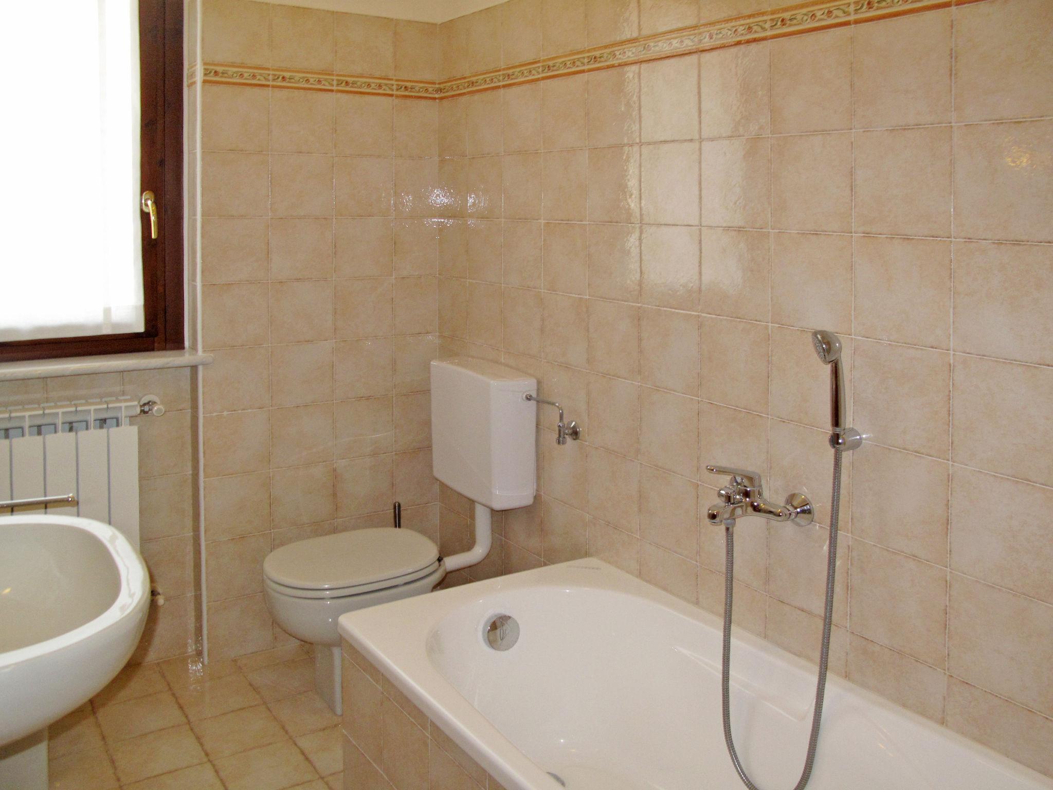 Photo 8 - 3 bedroom Apartment in Costarainera with garden