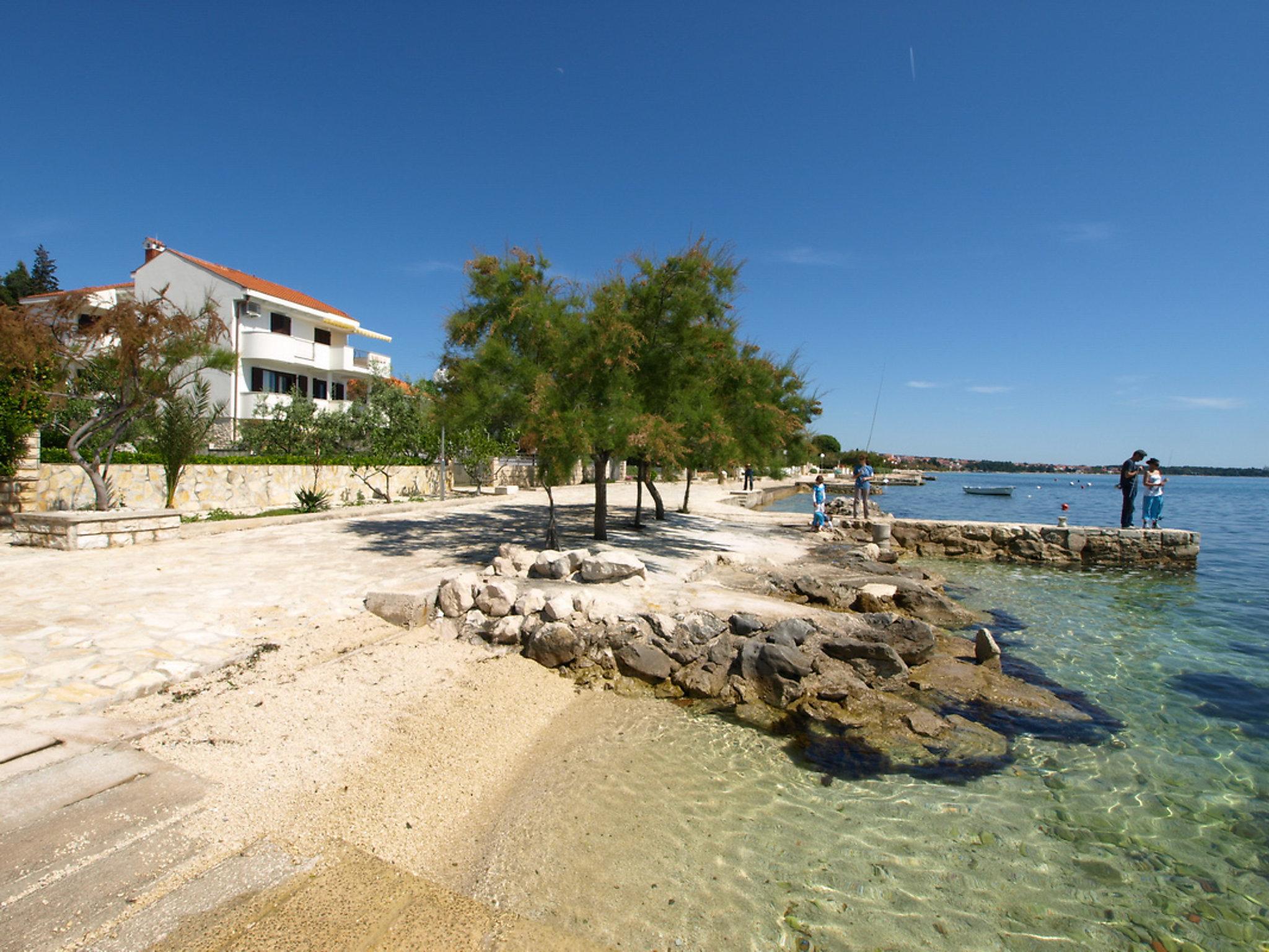 Foto 18 - Apartamento de 3 quartos em Zadar com terraço e vistas do mar