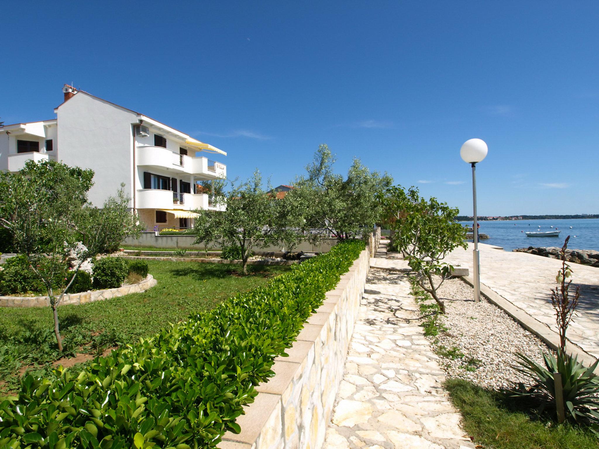 Foto 21 - Apartamento de 3 quartos em Zadar com terraço e vistas do mar