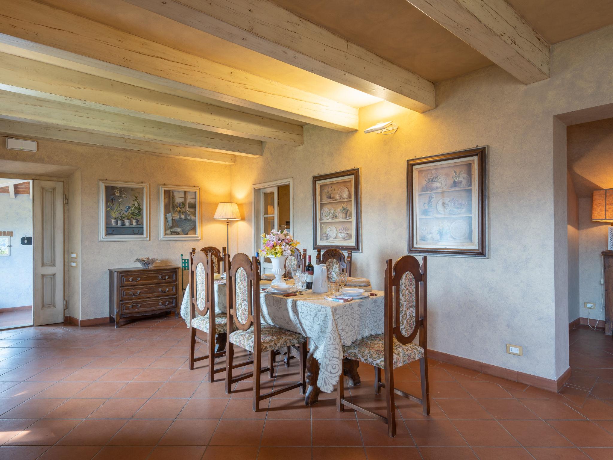 Photo 9 - 6 bedroom House in Dicomano with private pool and garden