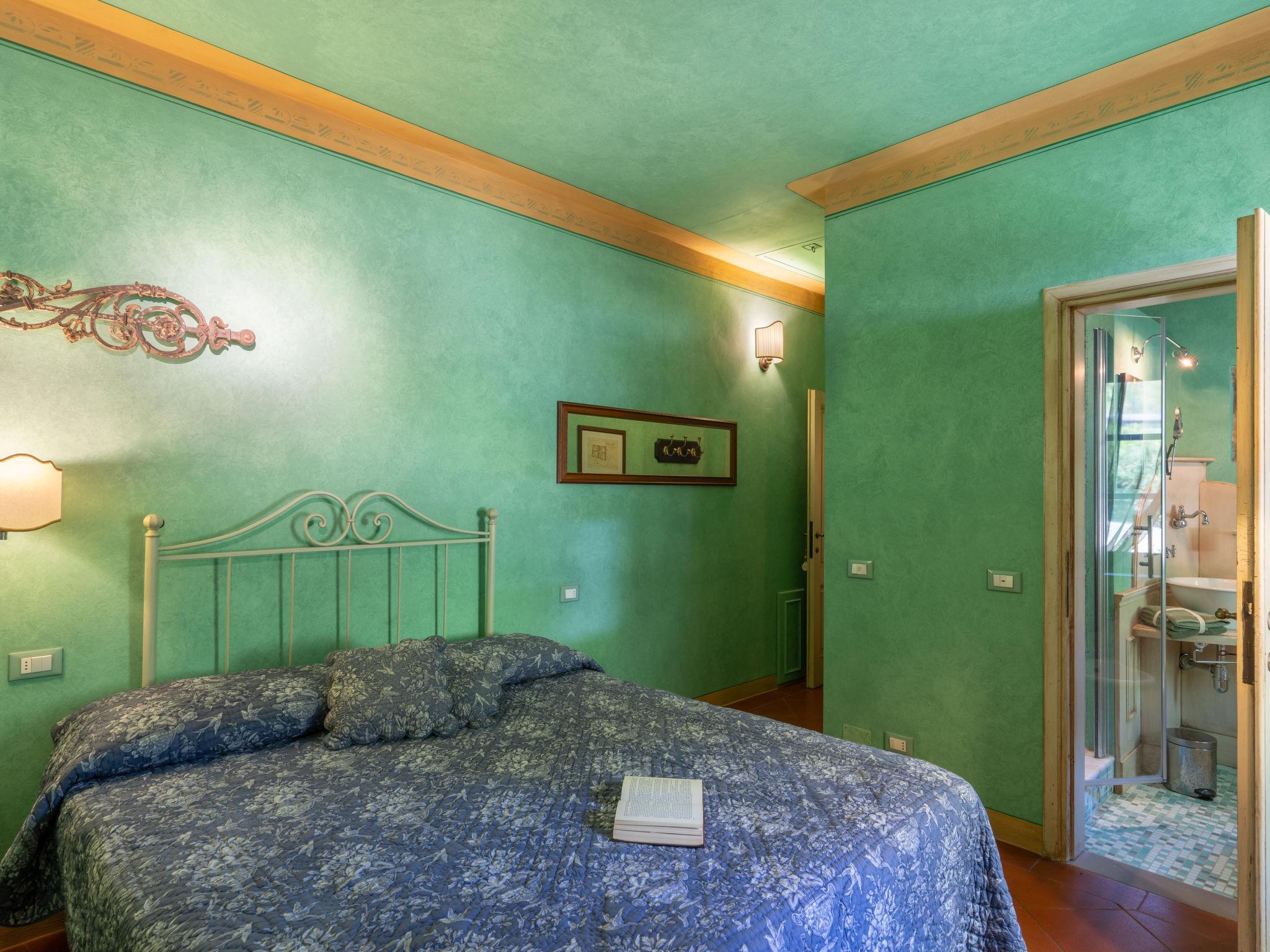 Photo 32 - 6 bedroom House in Dicomano with private pool and garden
