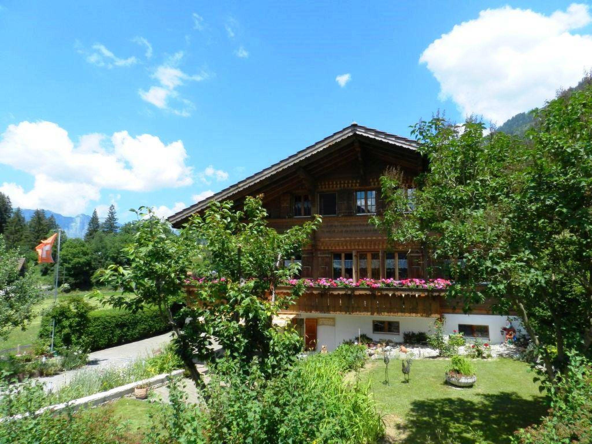 Photo 3 - 1 bedroom Apartment in Zweisimmen