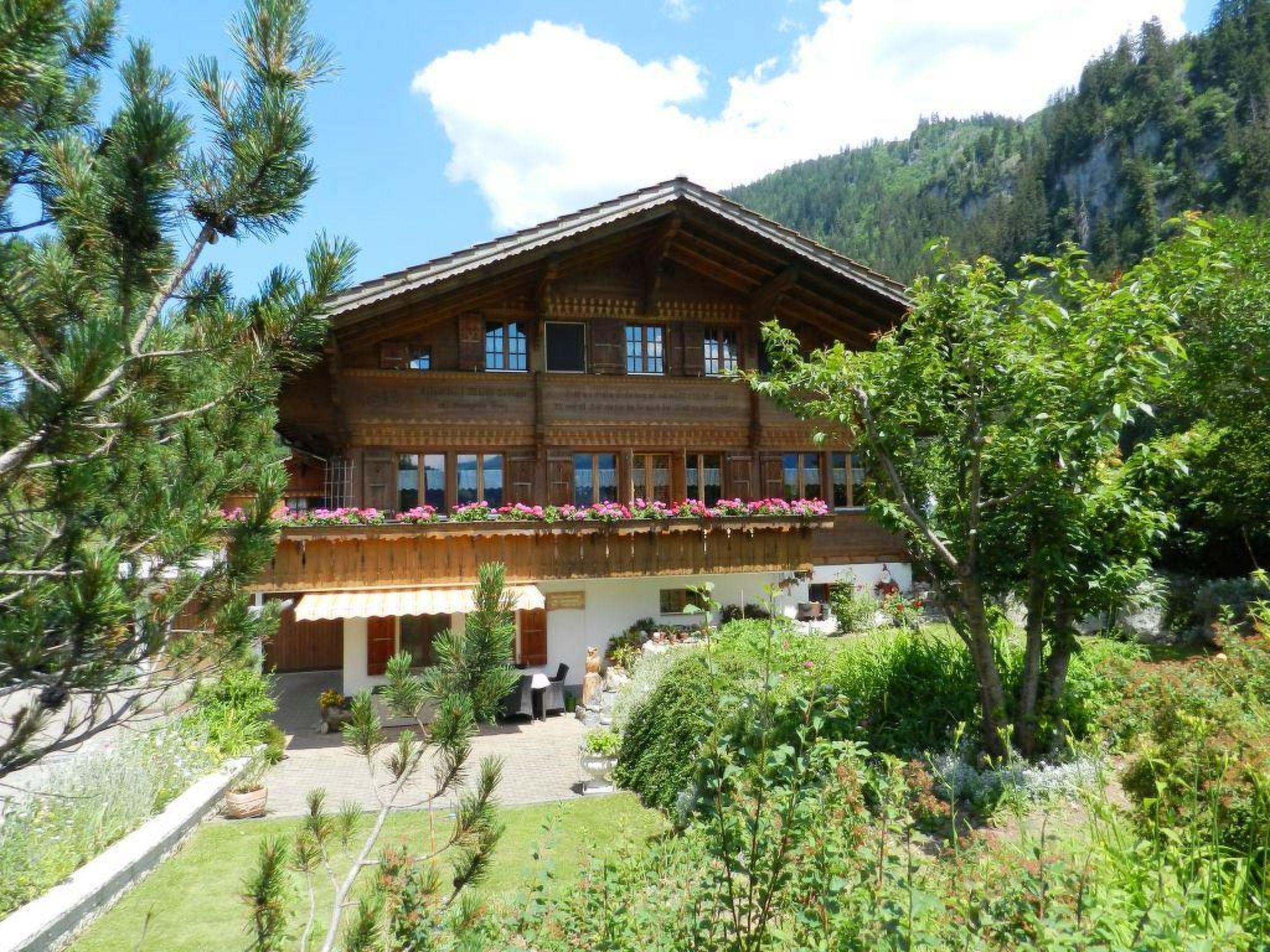 Photo 2 - 1 bedroom Apartment in Zweisimmen