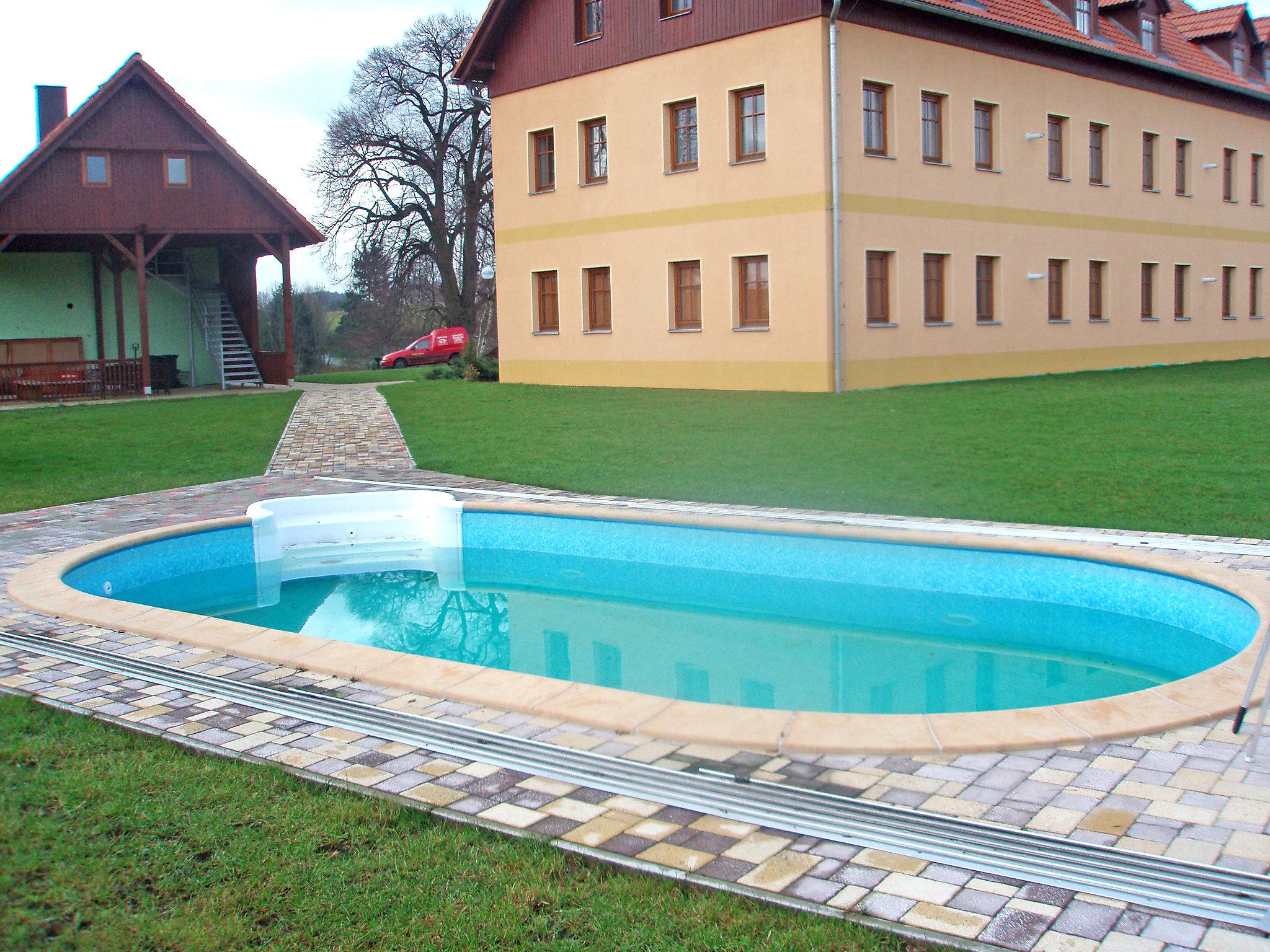 Foto 1 - Apartamento en Jetřichovice con piscina y jardín