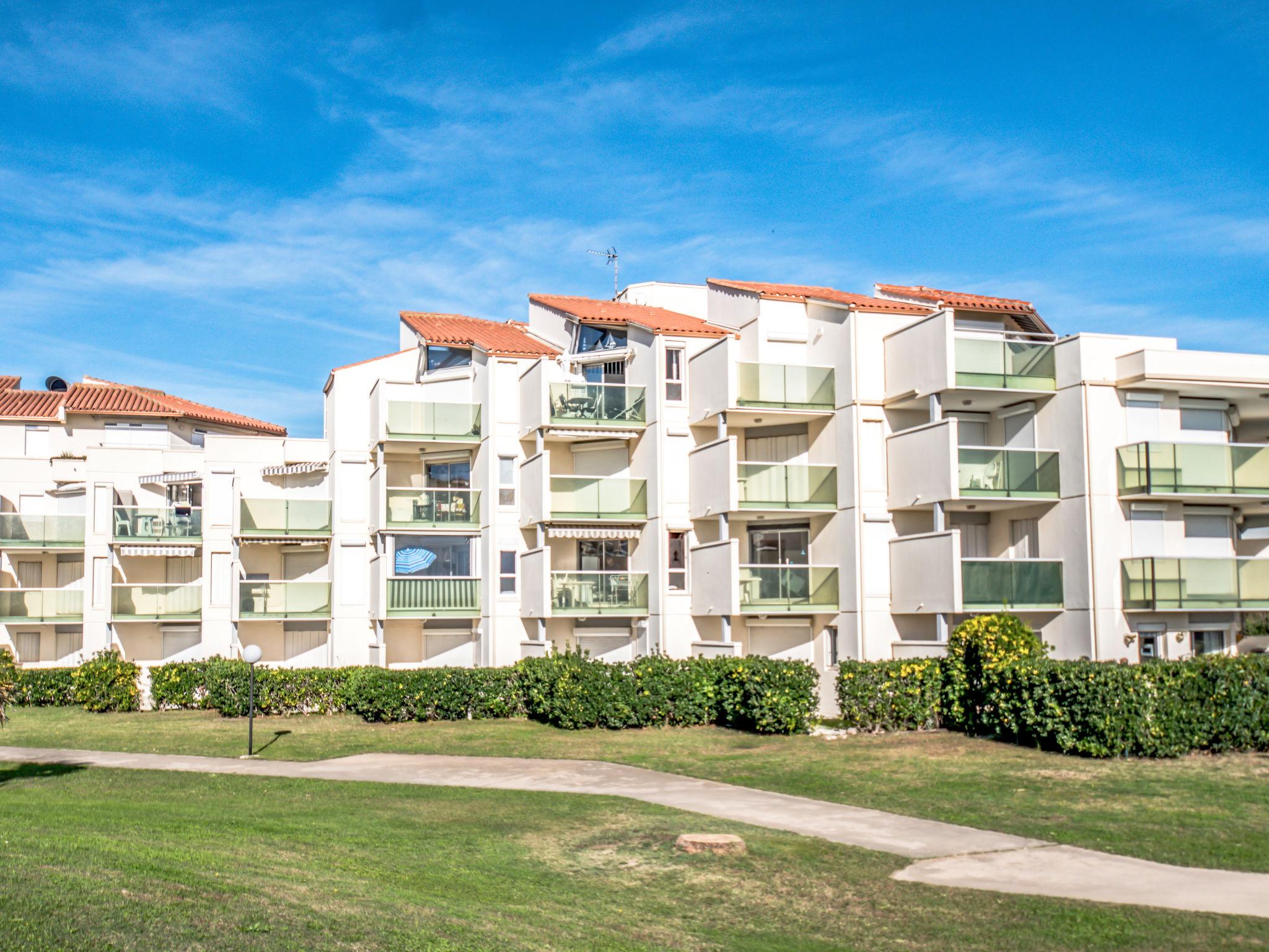 Photo 23 - 1 bedroom Apartment in Saint-Cyprien with swimming pool and sea view