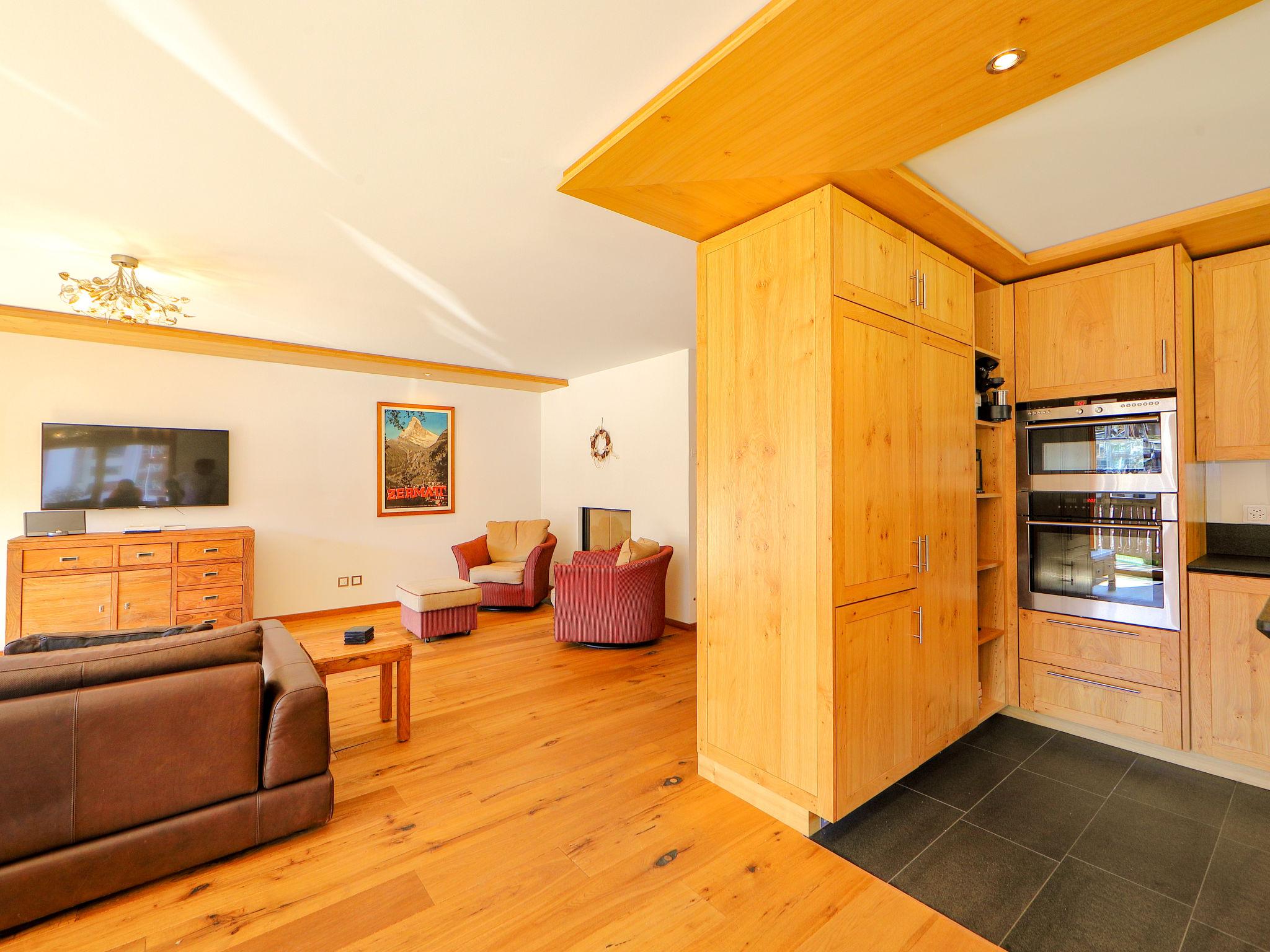 Photo 14 - 3 bedroom Apartment in Zermatt with sauna and mountain view