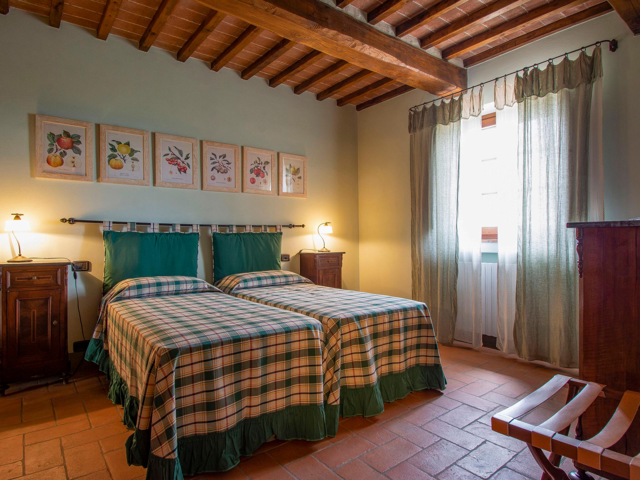 Foto 6 - Casa con 3 camere da letto a Certaldo con piscina privata e giardino