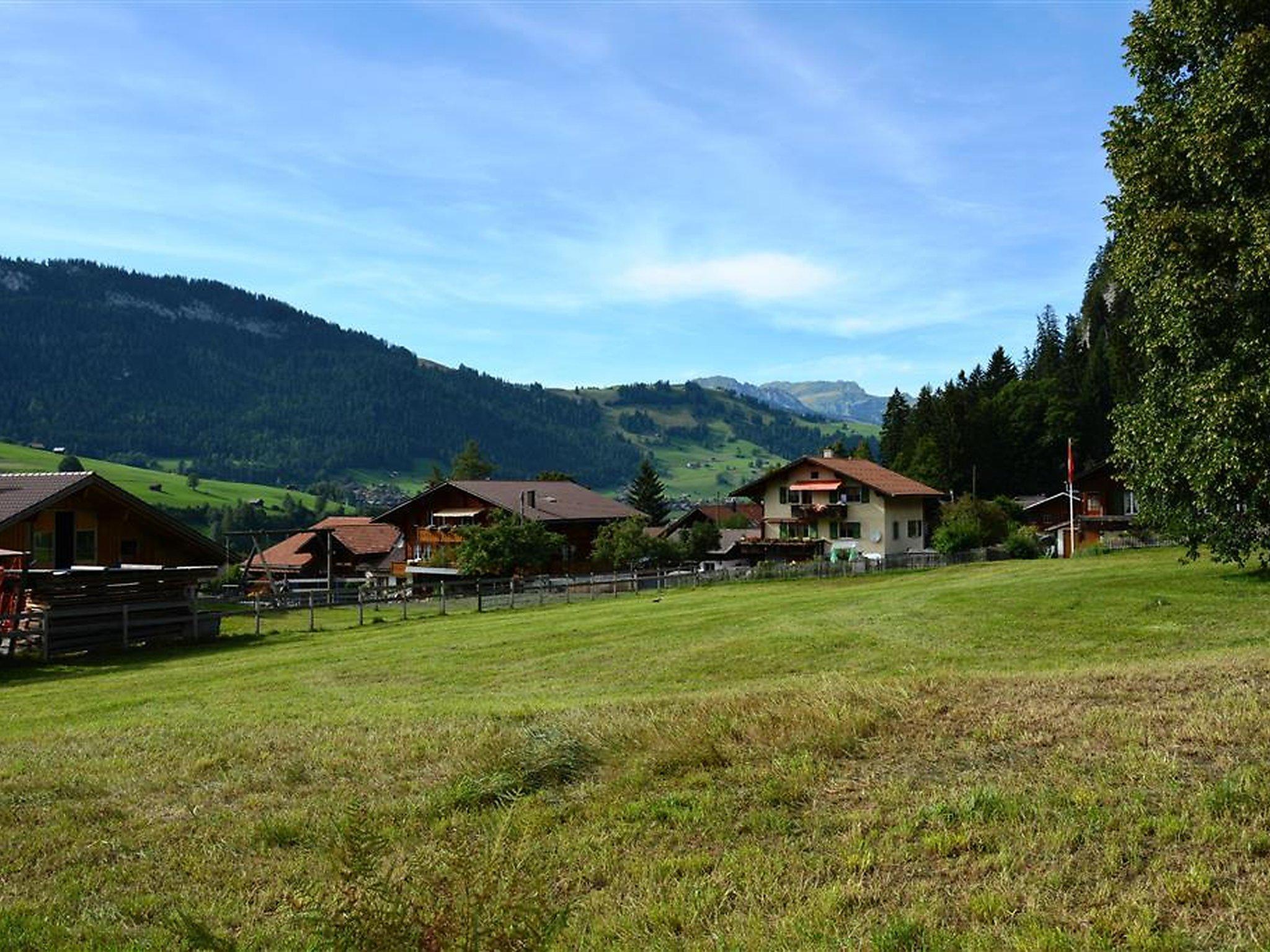 Foto 6 - Apartment mit 1 Schlafzimmer in Zweisimmen