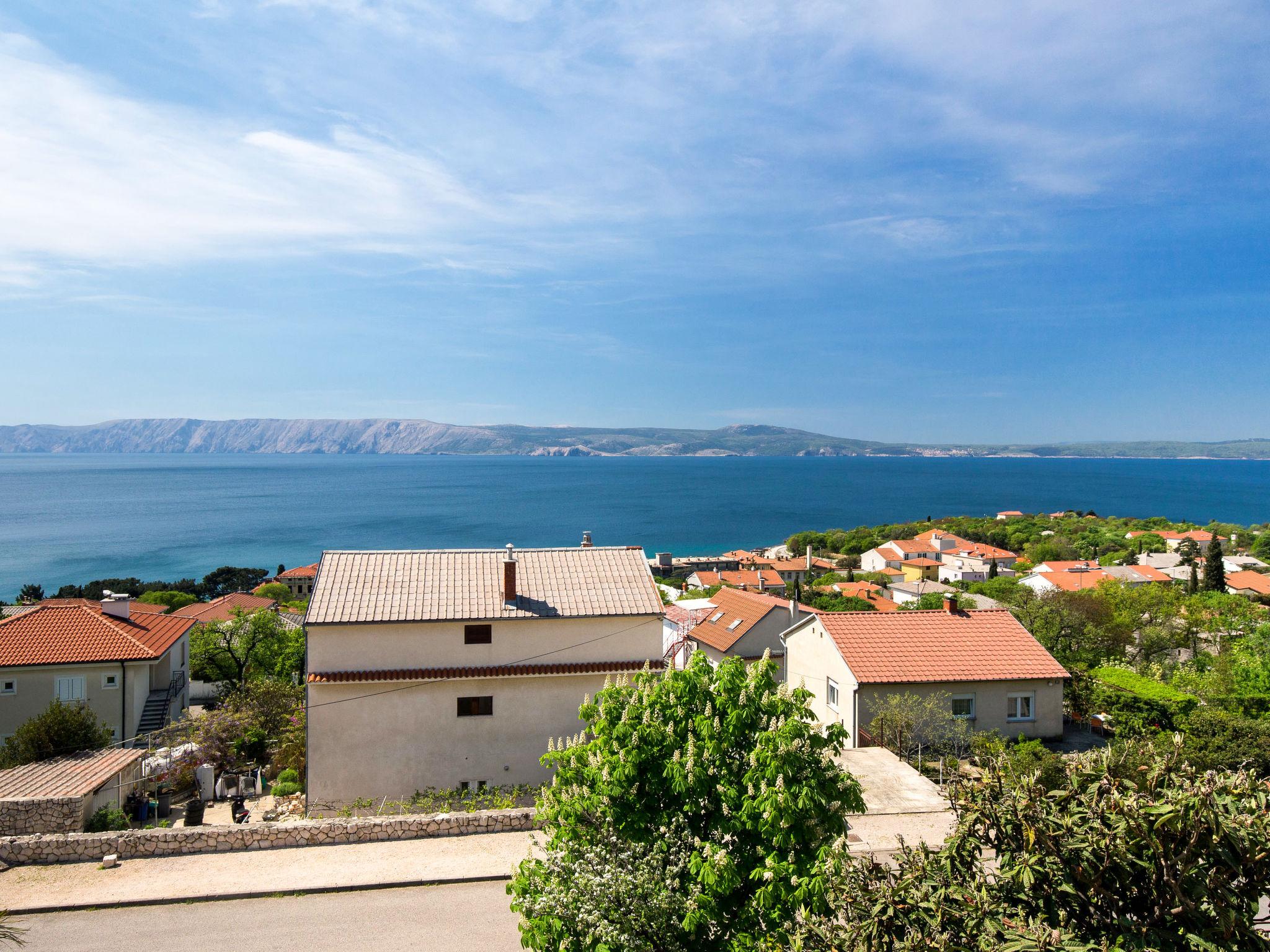 Foto 11 - Appartamento con 2 camere da letto a Novi Vinodolski con terrazza e vista mare