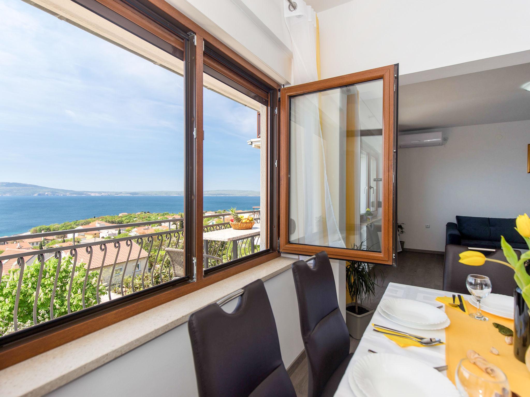Photo 14 - Appartement de 2 chambres à Novi Vinodolski avec terrasse et vues à la mer