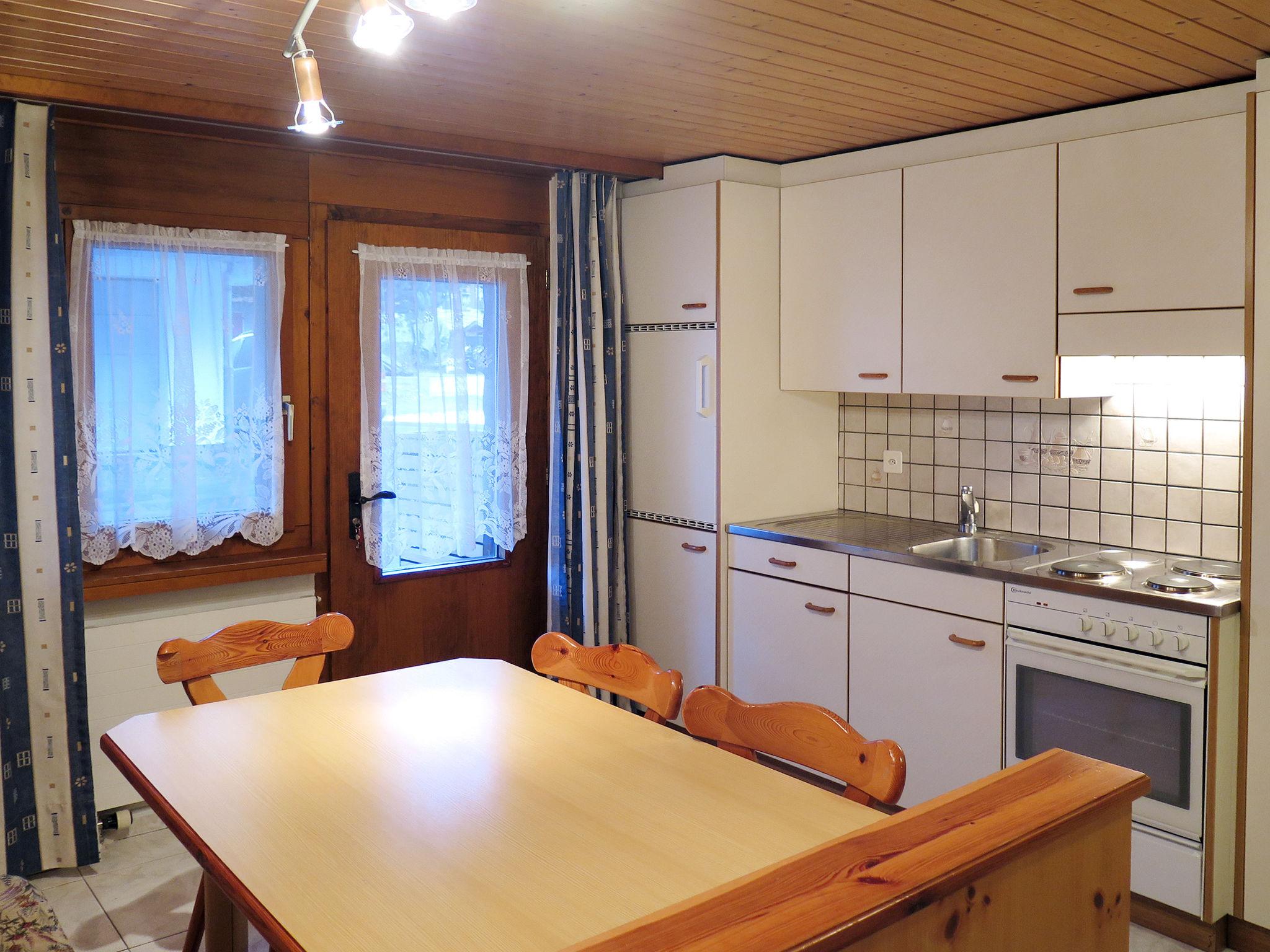 Photo 3 - 2 bedroom Apartment in Saas-Grund with terrace and mountain view