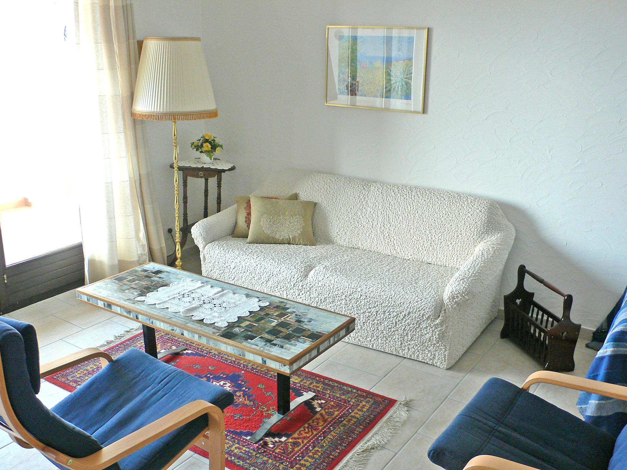 Foto 2 - Apartamento de 1 habitación en Gambarogno con piscina y terraza