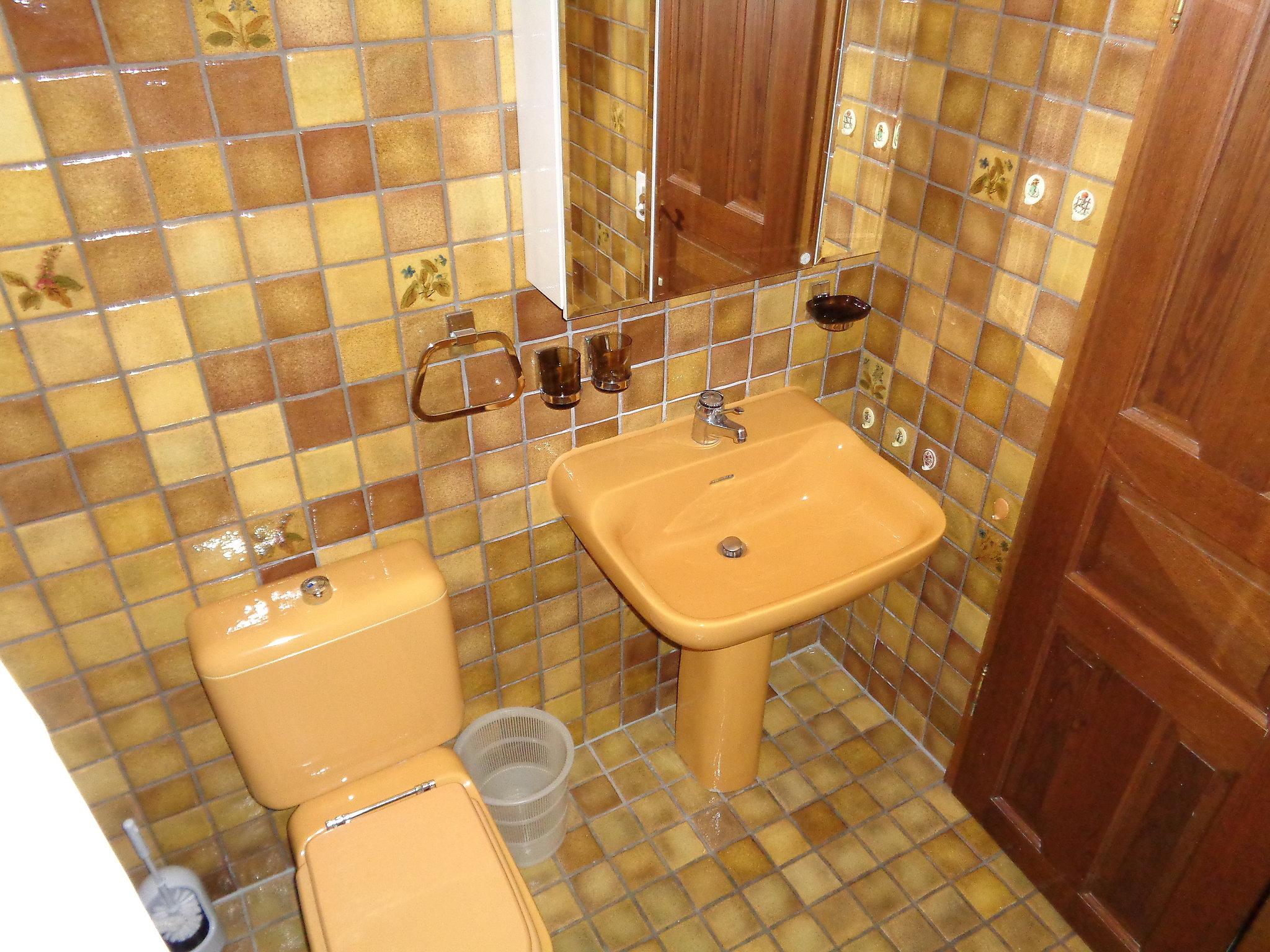 Photo 10 - 1 bedroom Apartment in Gambarogno with swimming pool and terrace