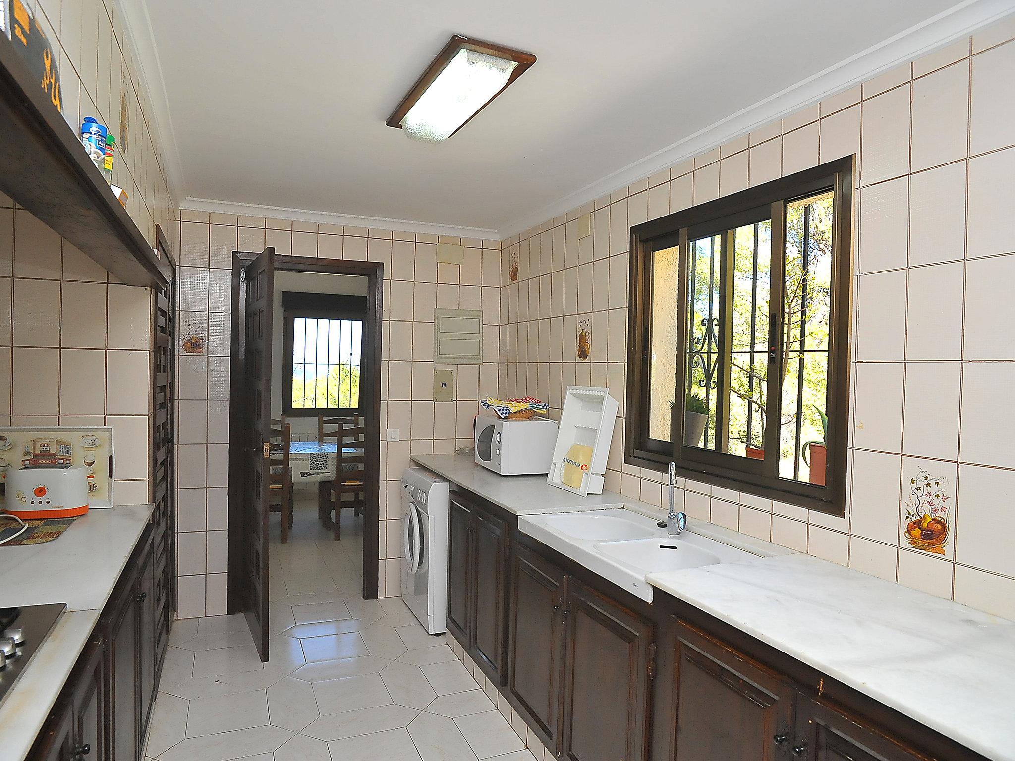 Photo 5 - 4 bedroom House in Jávea with private pool and garden