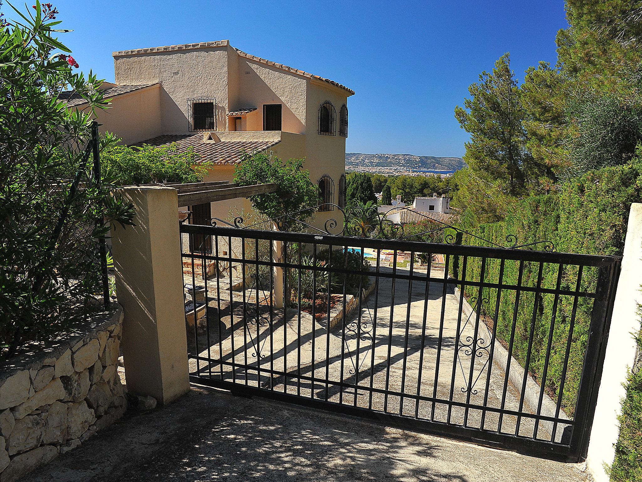 Foto 20 - Casa con 4 camere da letto a Jávea con piscina privata e giardino